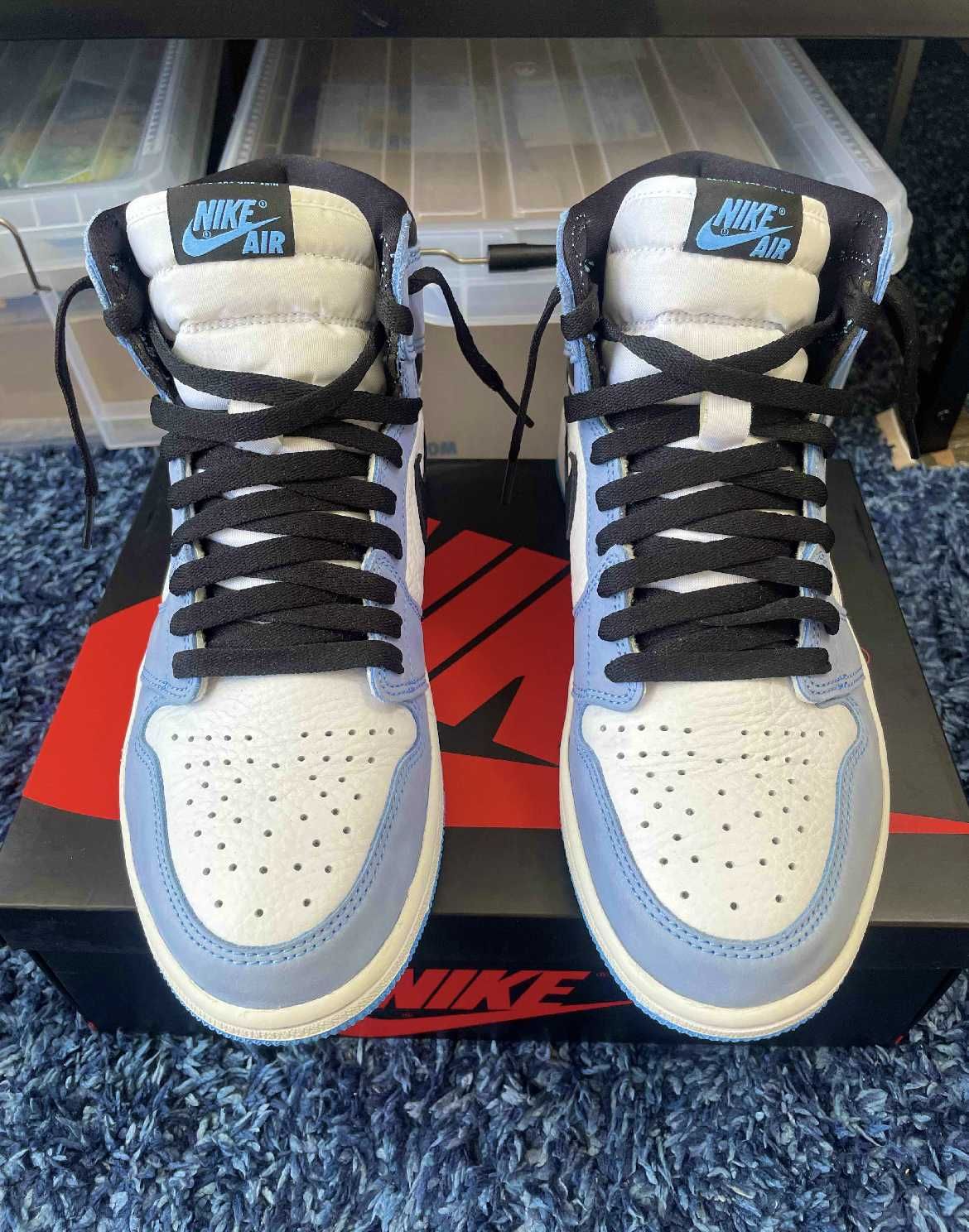 Nike Air Jordan 1 High OG "University Blue"