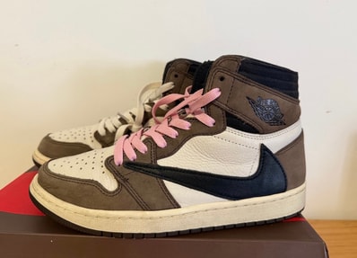 Travis Scott × Nike Air Jordan 1 Retro High OG TS SP "Sail/Dark Mocha"