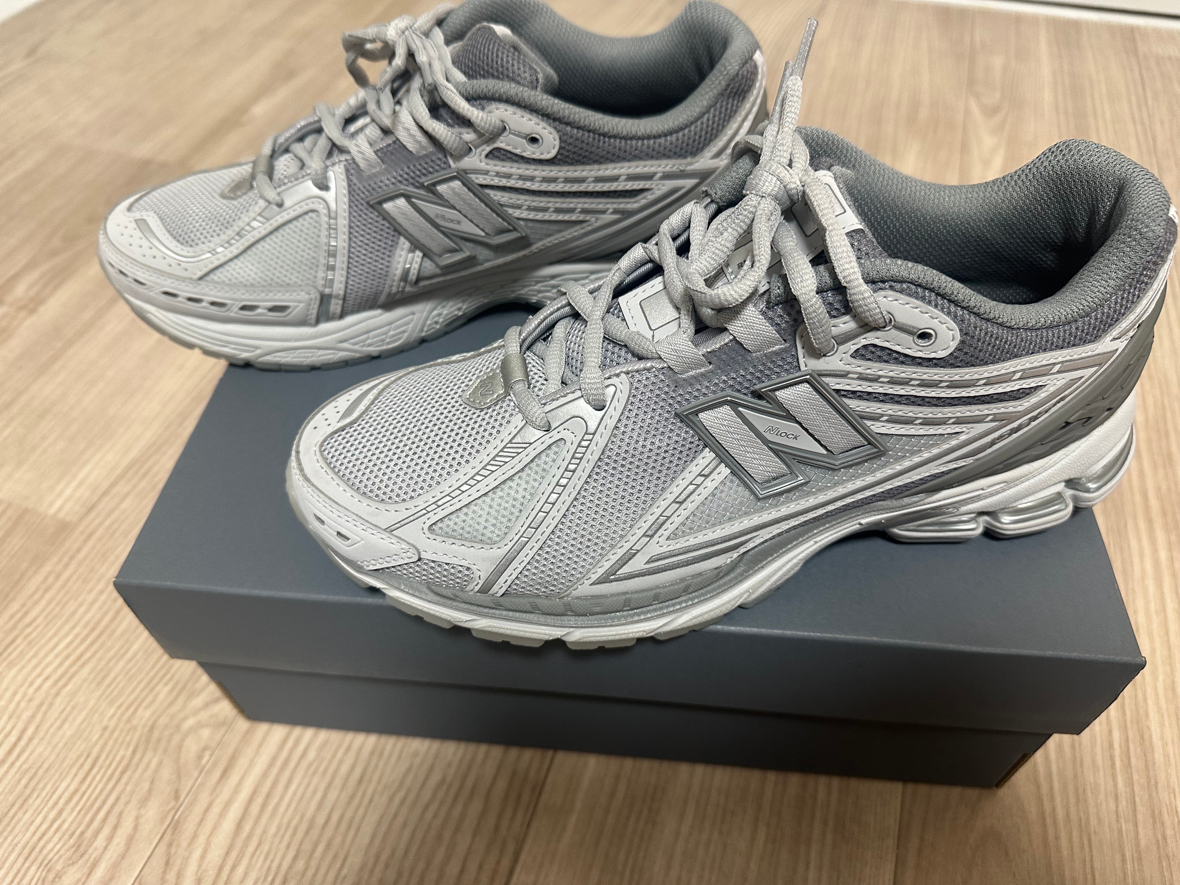 New Balance 1906R "Lunar New Year/Gray"