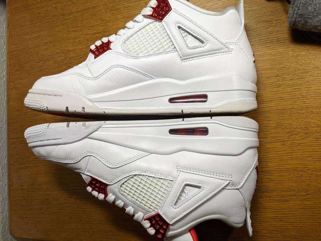 NIKE AIR JORDAN 4 RETRO "METALLIC PACK" UNIVERSITY RED