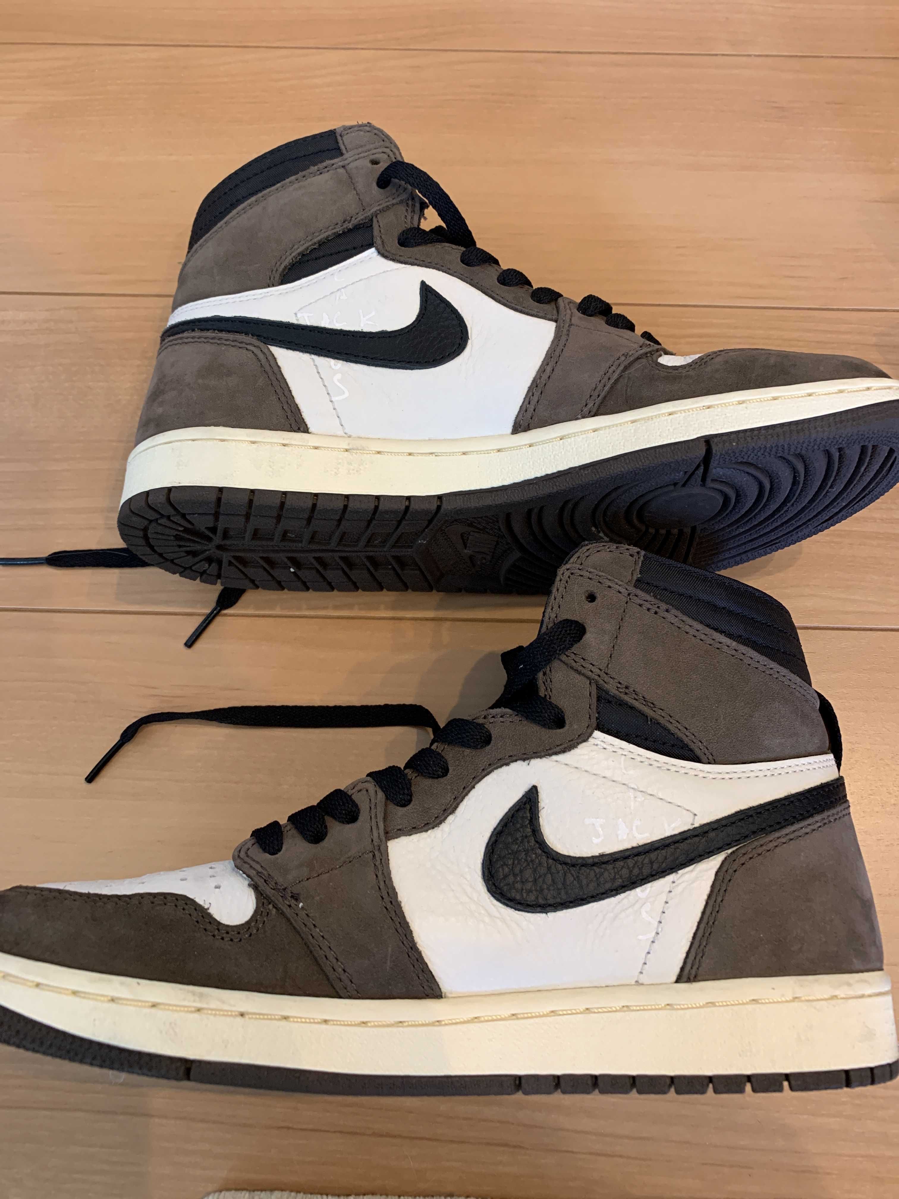 Travis Scott × Nike Air Jordan 1 Retro High OG TS SP "Sail/Dark Mocha"