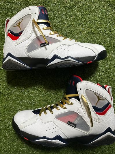 PSG × NIKE AIR JORDAN 7 RETRO "White"