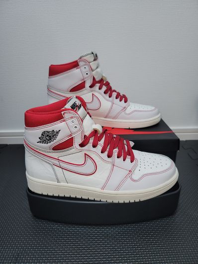 Nike Air Jordan 1 Retro High OG "Sail/University Red"