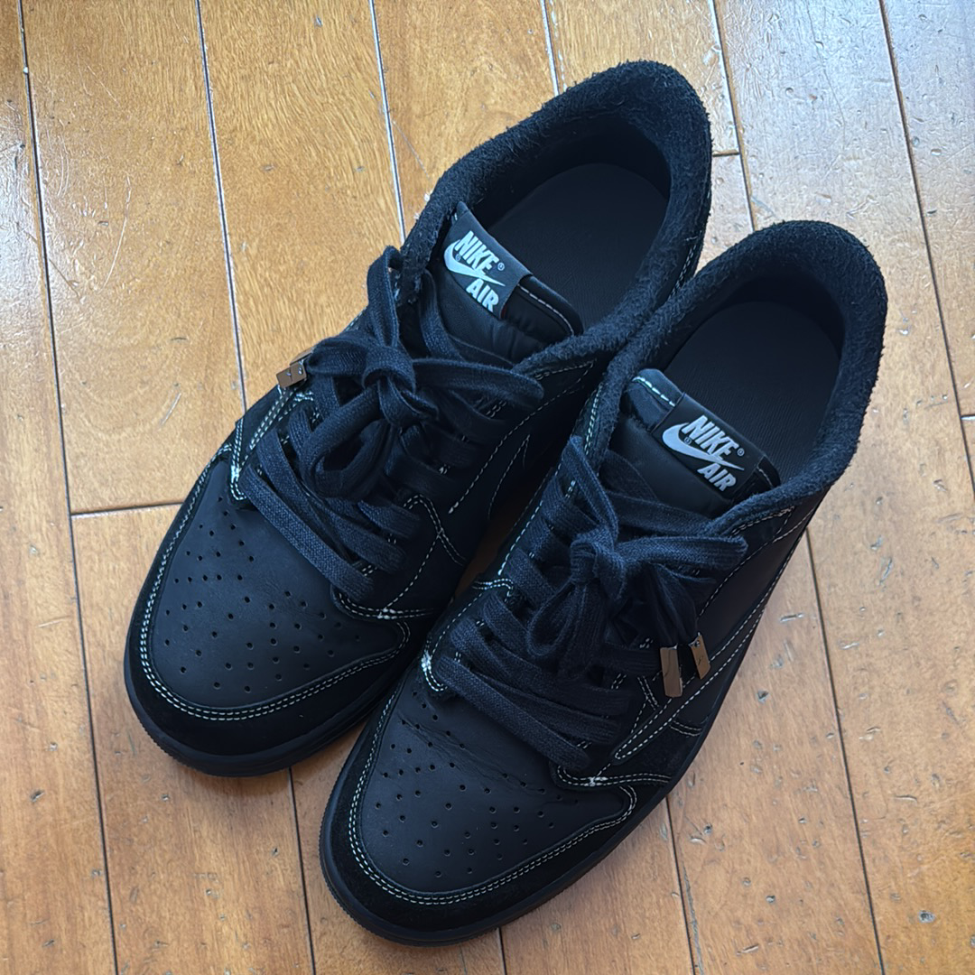 Travis Scott × Nike Air Jordan 1 Low OG SP "Black Phantom"