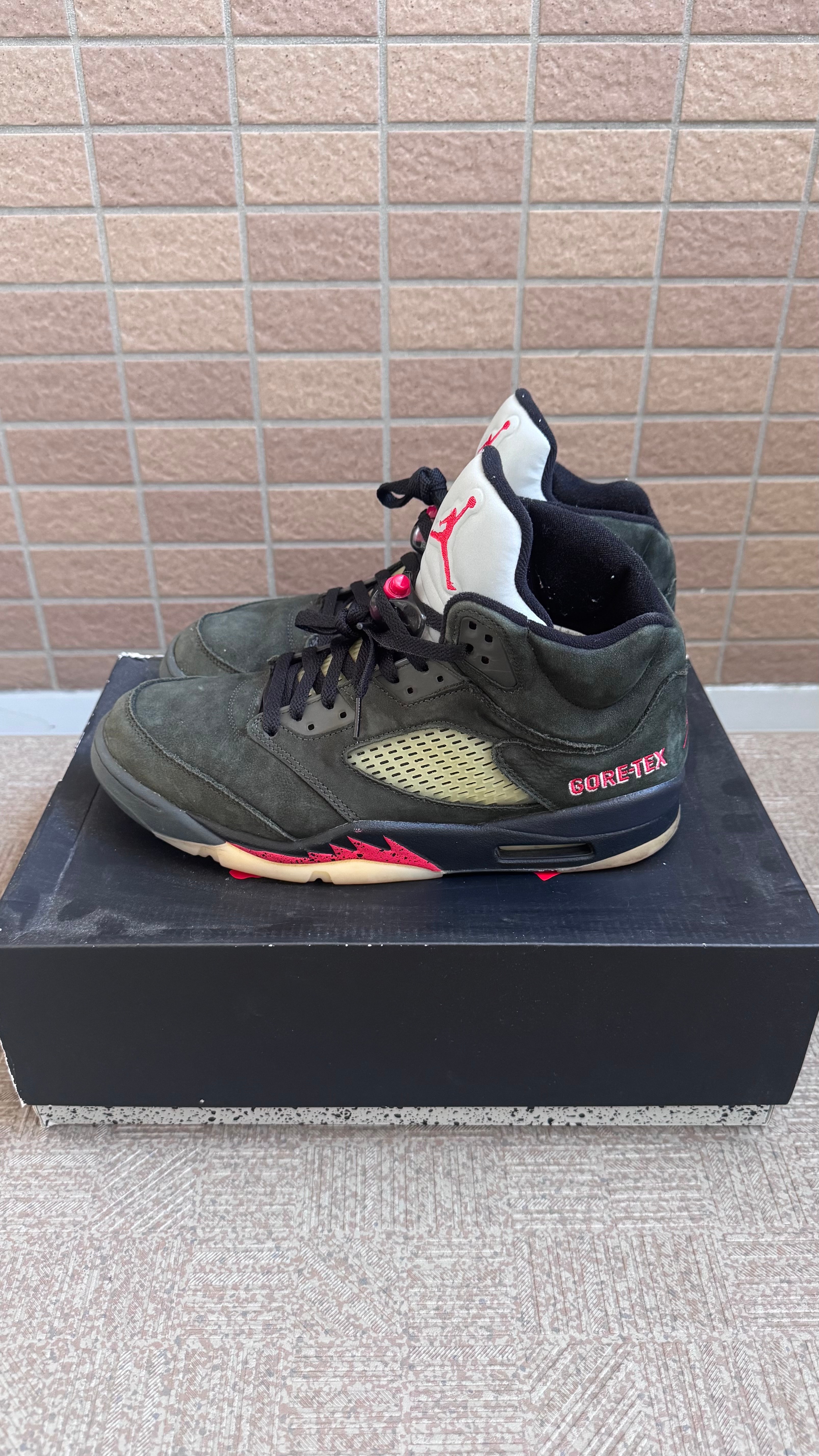 Nike Women's Air Jordan 5 Retro GORE-TEX "Off-Noir"