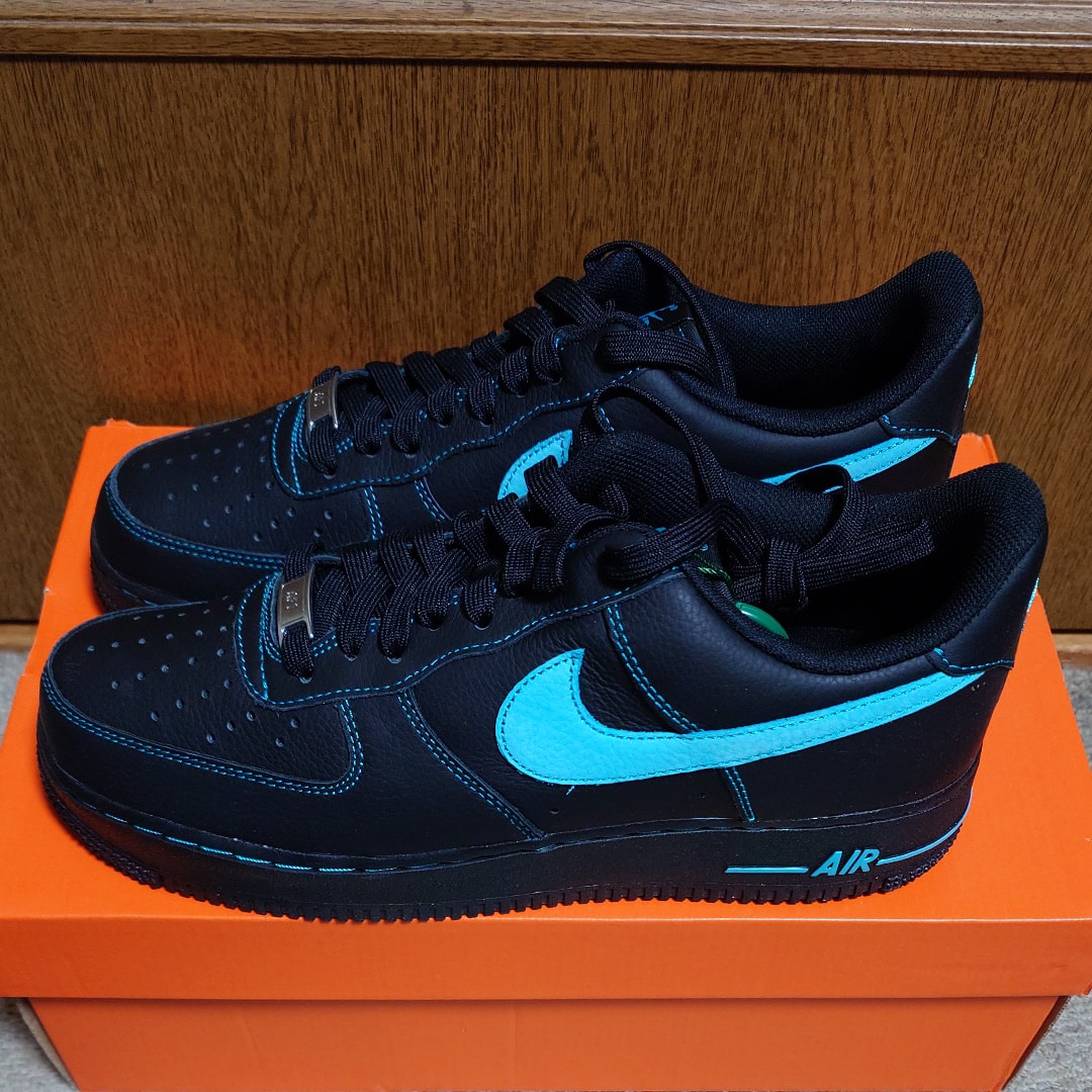 ナイキ エアフォース1 ロー "ブラックティファニー"