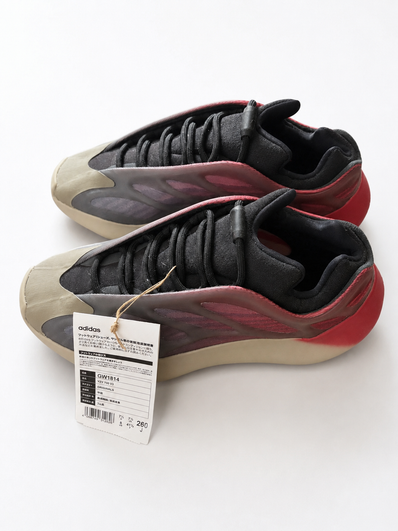 adidas Yeezy 700 V3 "Fade Carbon"