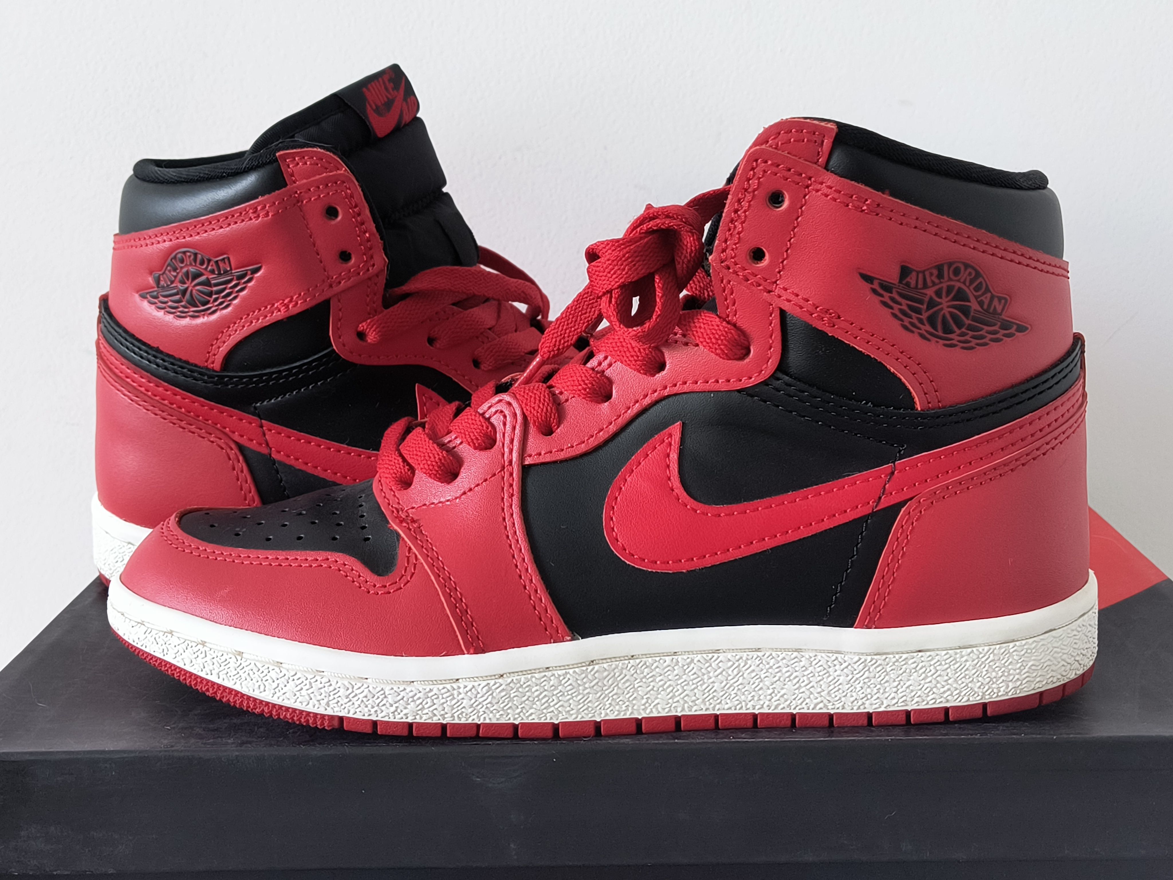 Nike Air Jordan 1 High ’85 "Varsity Red"