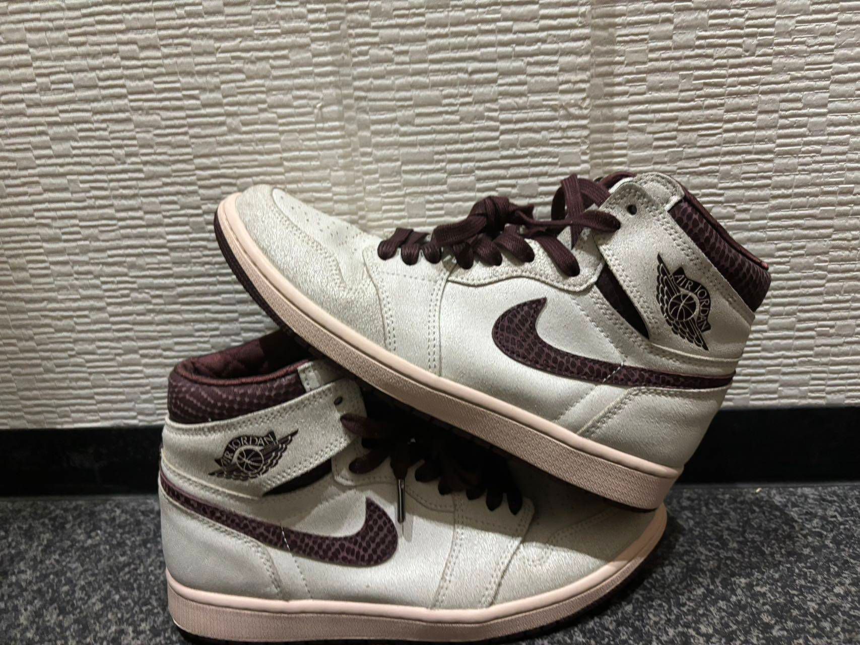 A Ma Maniere × Nike Air Jordan 1 Retro High OG "Sail and Burgundy"