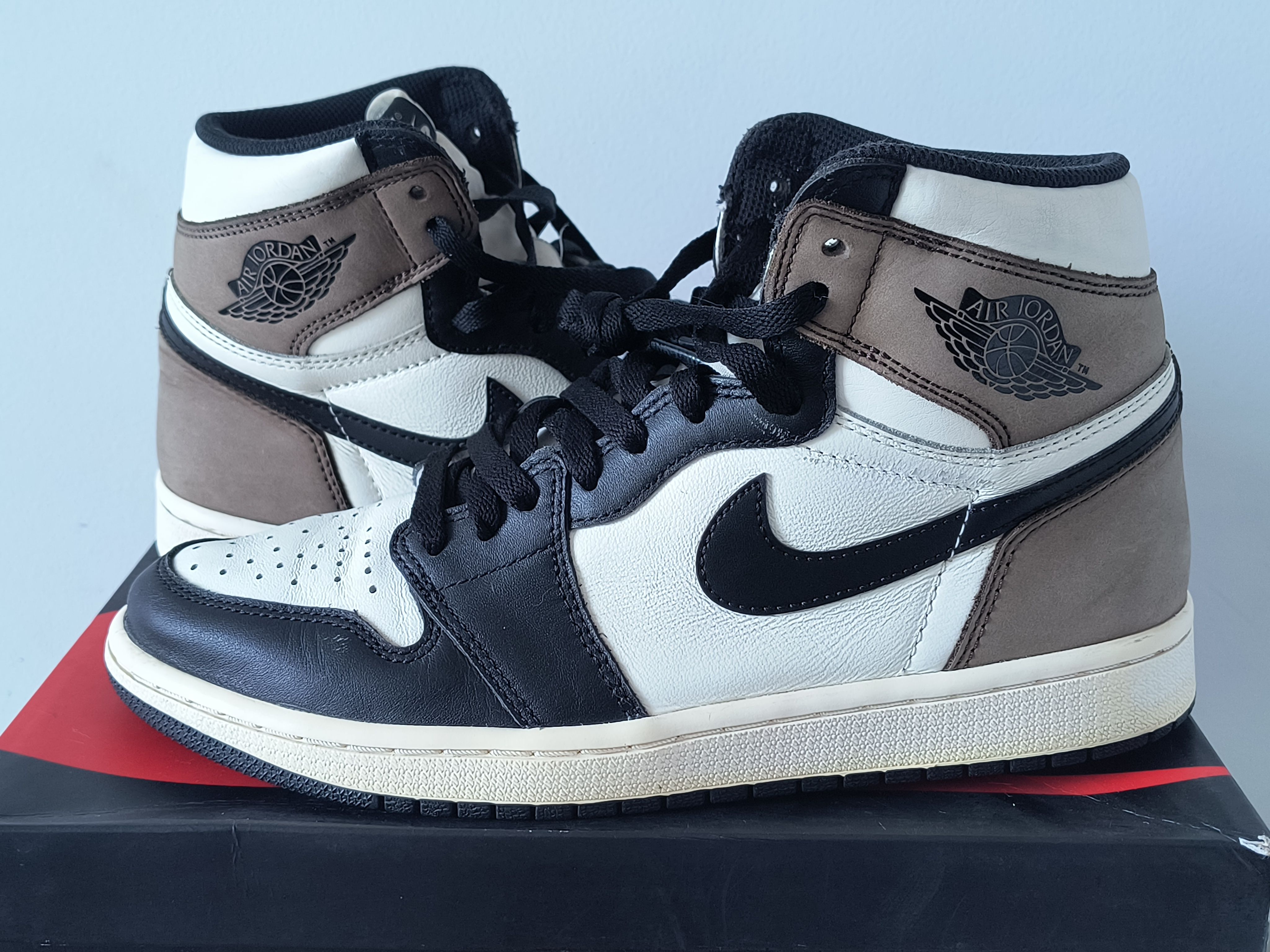 Nike Air Jordan 1 High OG "Sail/Dark Mocha/Black"