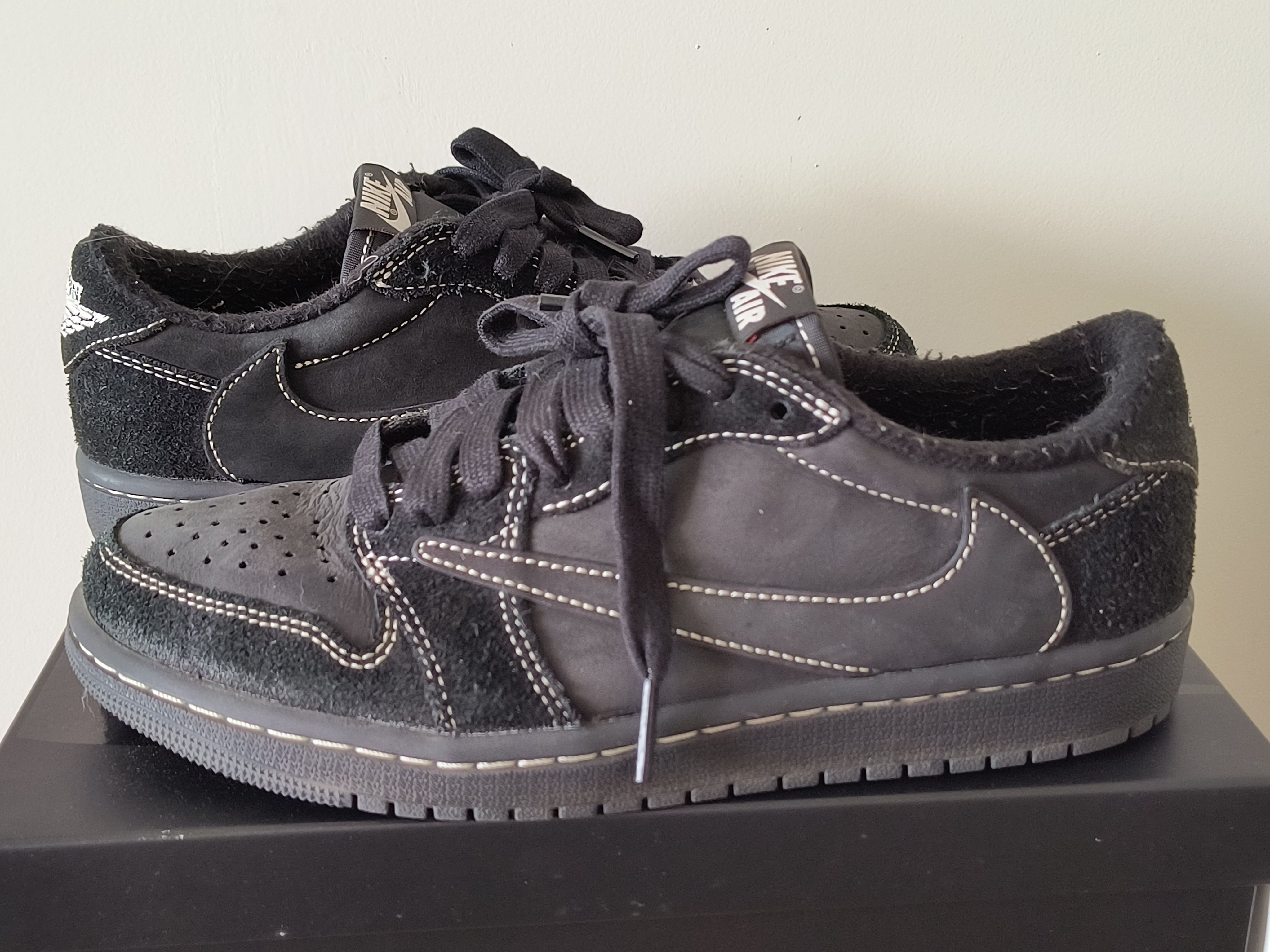 Travis Scott × Nike Air Jordan 1 Low OG SP "Black Phantom"