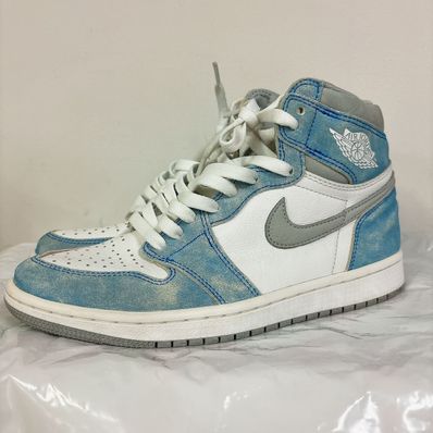 Nike Air Jordan 1 High OG "Hyper Royal"