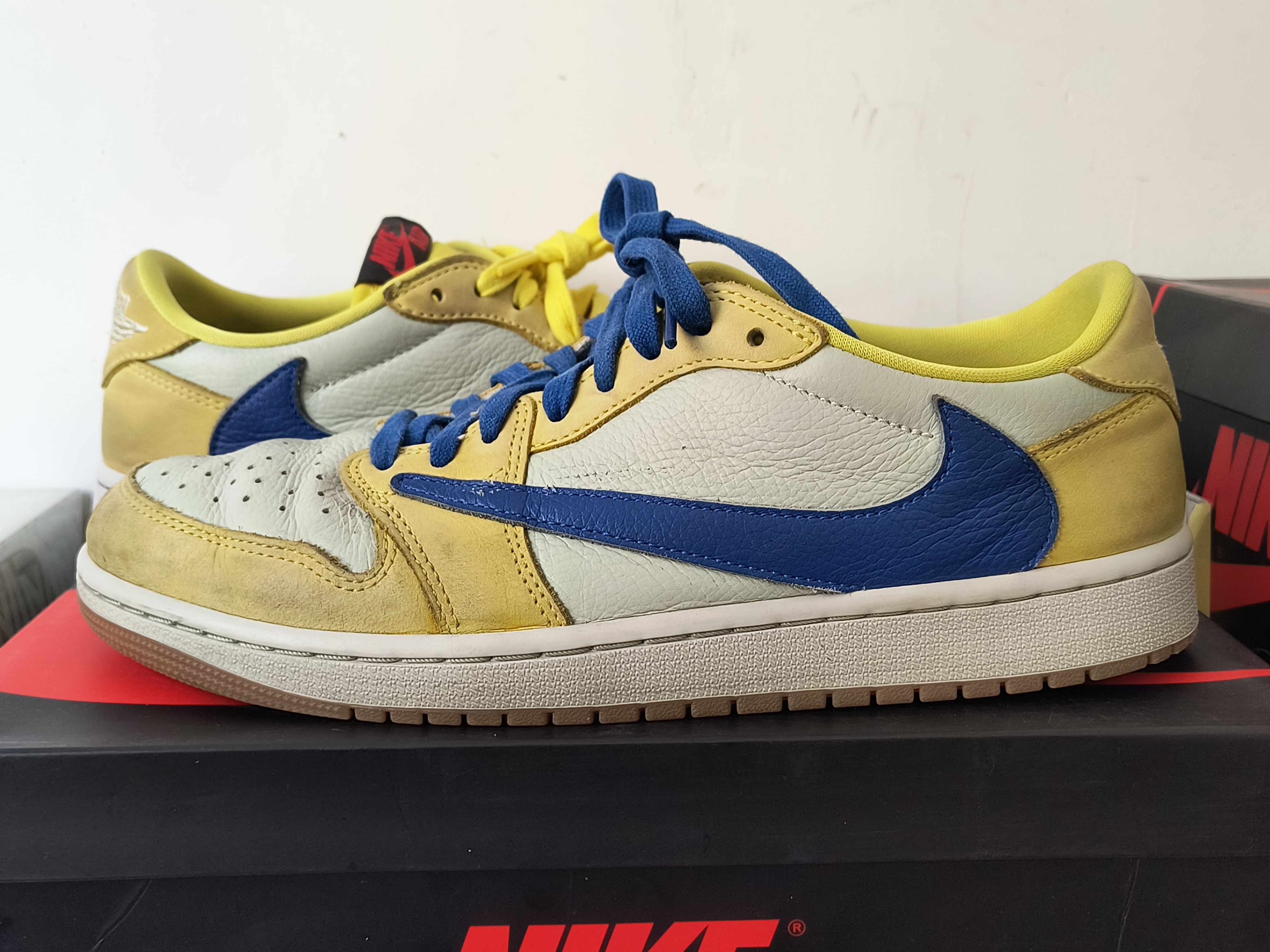 Travis Scott × Nike Women's Air Jordan 1 Retro Low OG "Canary"