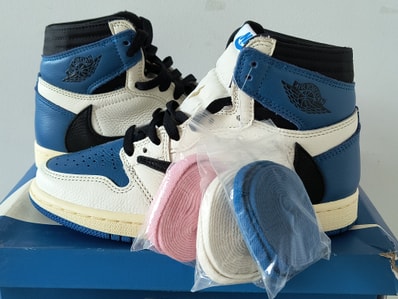 Travis Scott × fragment design × Nike Air Jordan 1 Retro High OG SP "Military Blue"