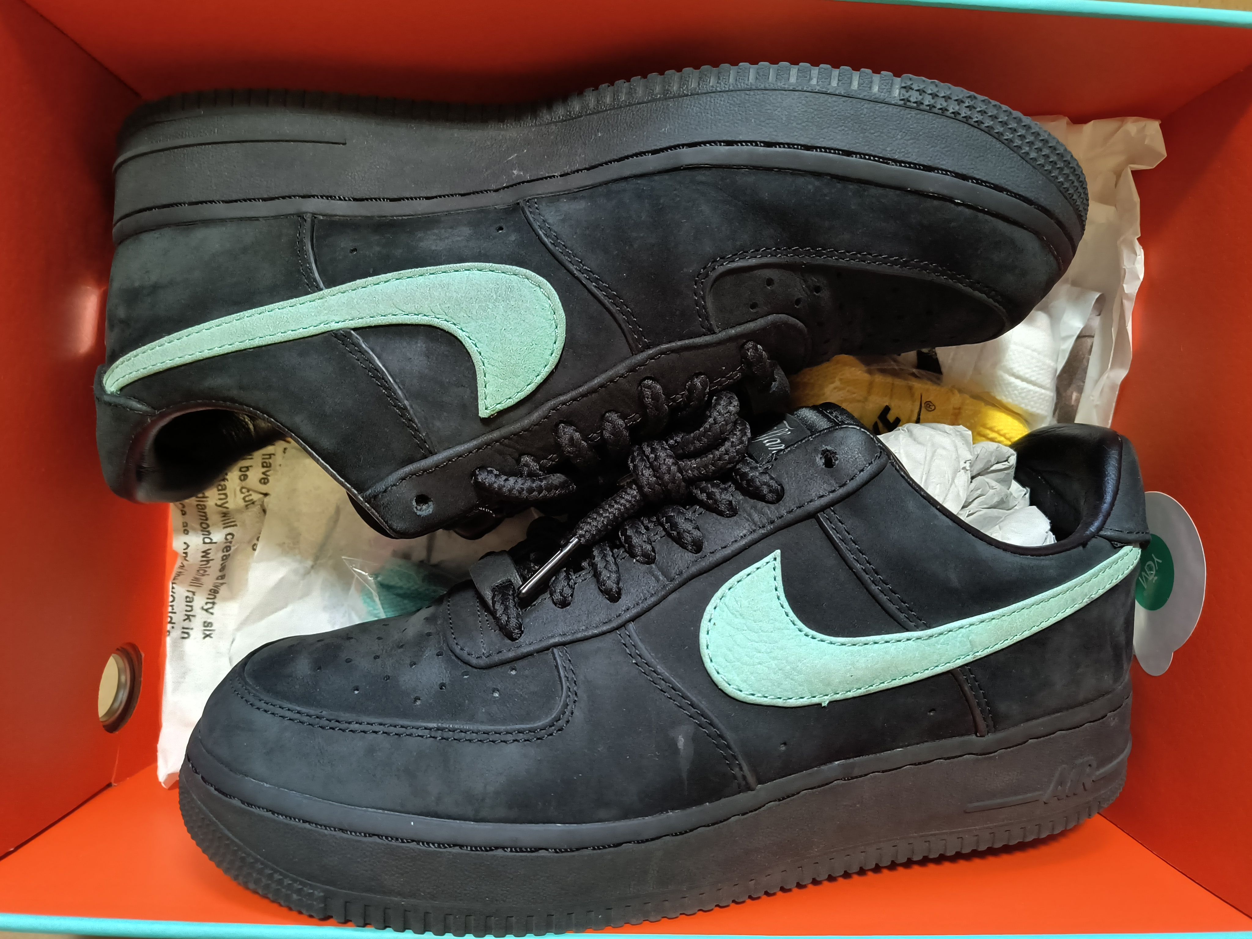 Tiffany & Co. × Nike Air Force 1 Low "1837"