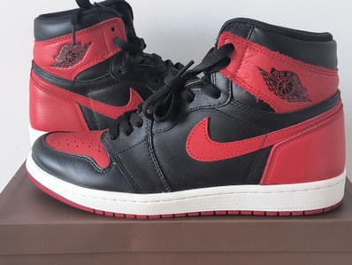 Nike Air Jordan 1 Retro High OG "Bred/Banned" (2016)