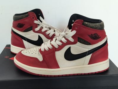 Nike Air Jordan 1 High OG "Lost & Found/Chicago"