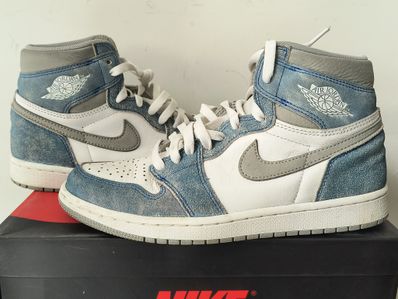 Nike Air Jordan 1 High OG "Hyper Royal"