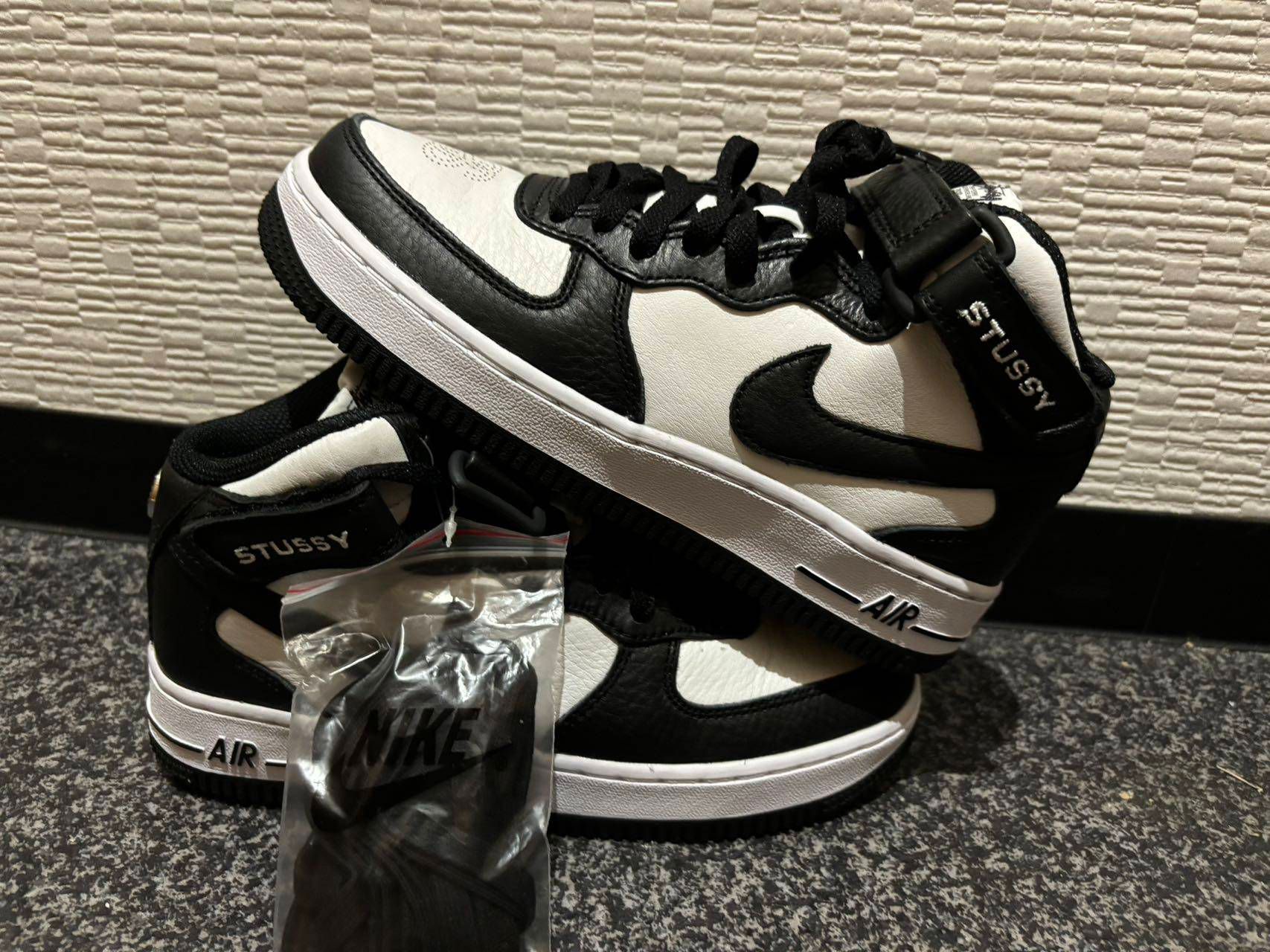 Stussy × Nike Air Force 1 Mid "Black and Light Bone"