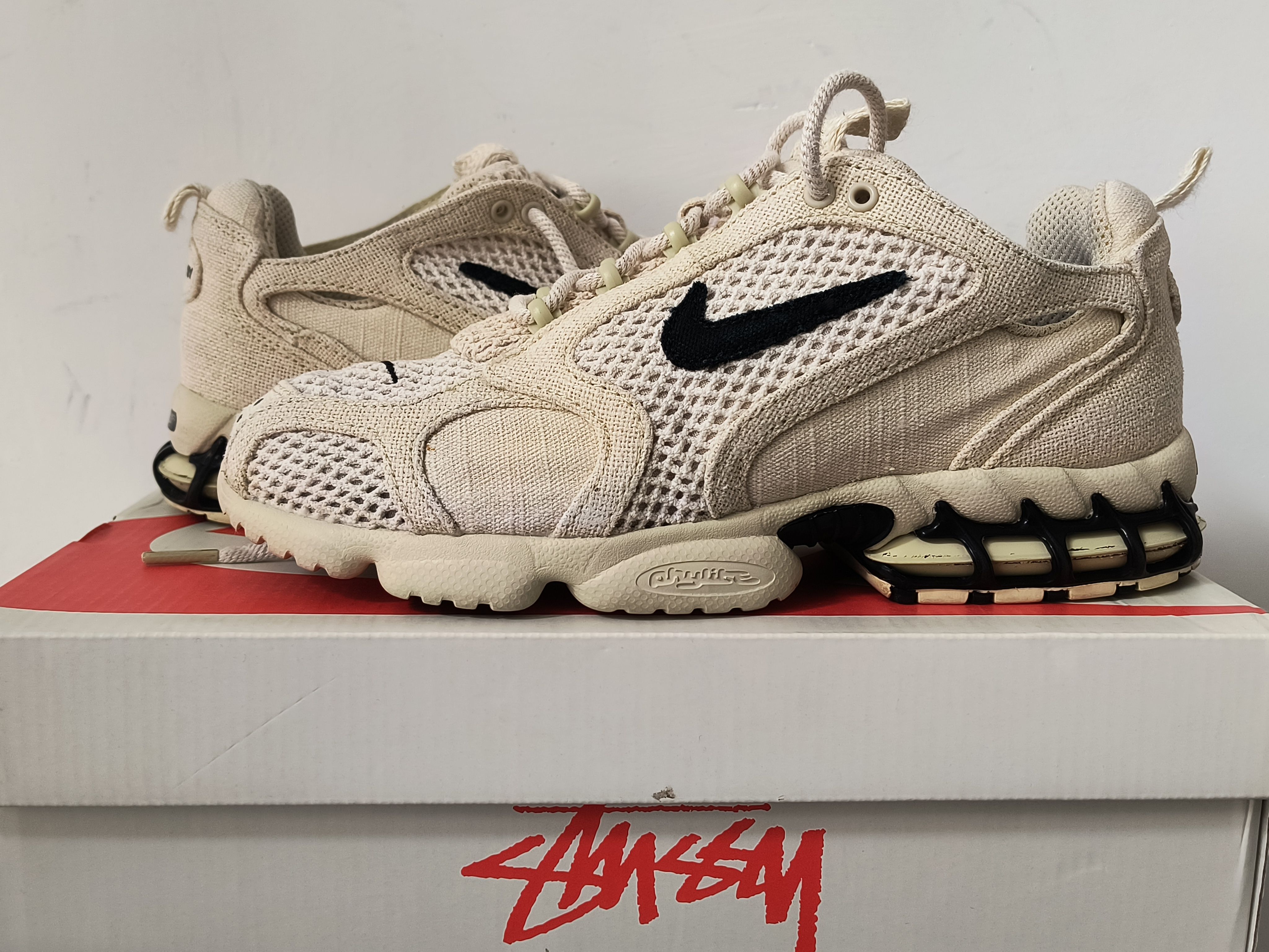 Stussy × Nike Air Zoom Spiridon CG 2 "Fossil/Black"
