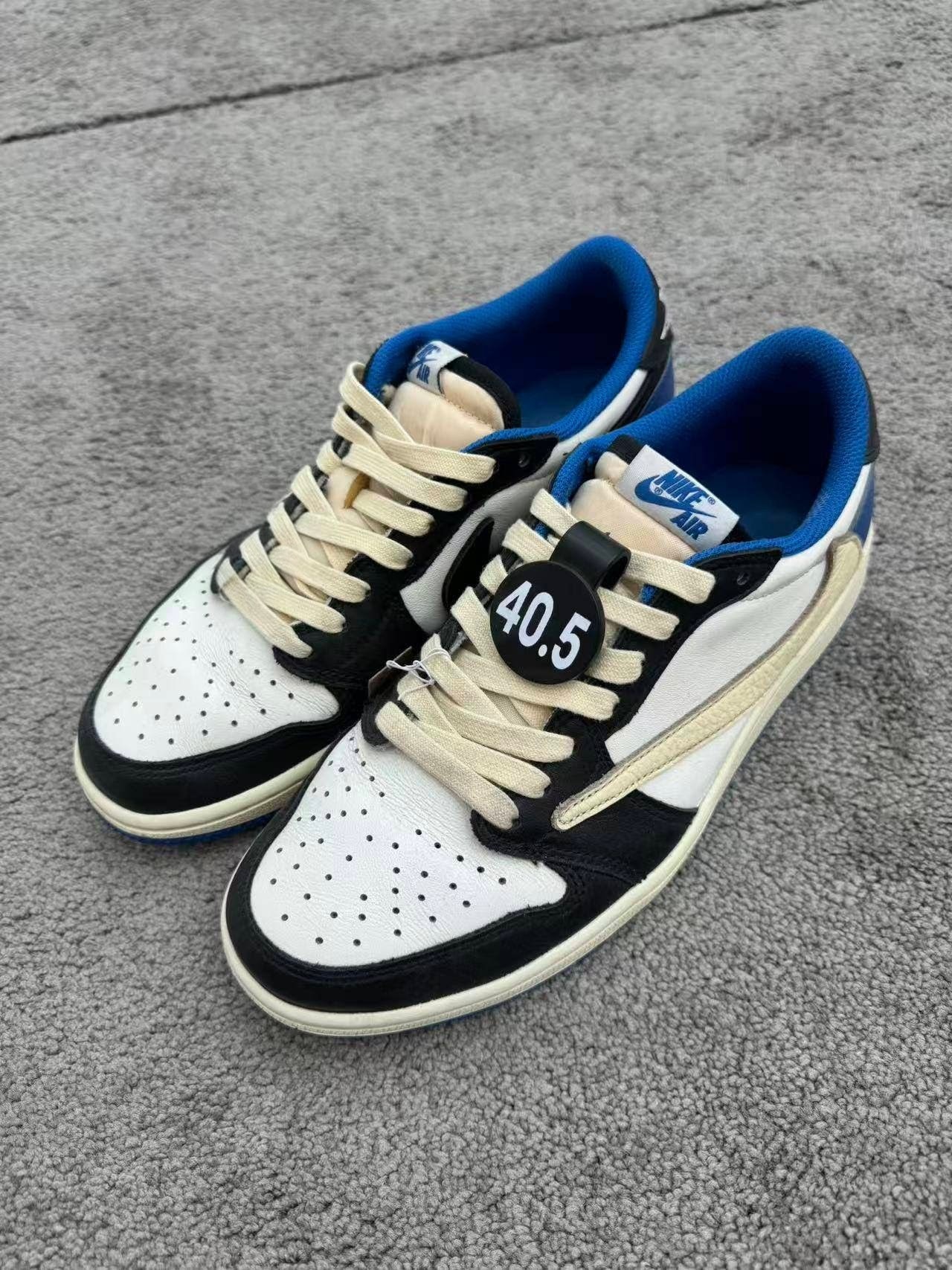 Travis Scott × fragment design × Nike Air Jordan 1 Low OG SP "Military Blue"