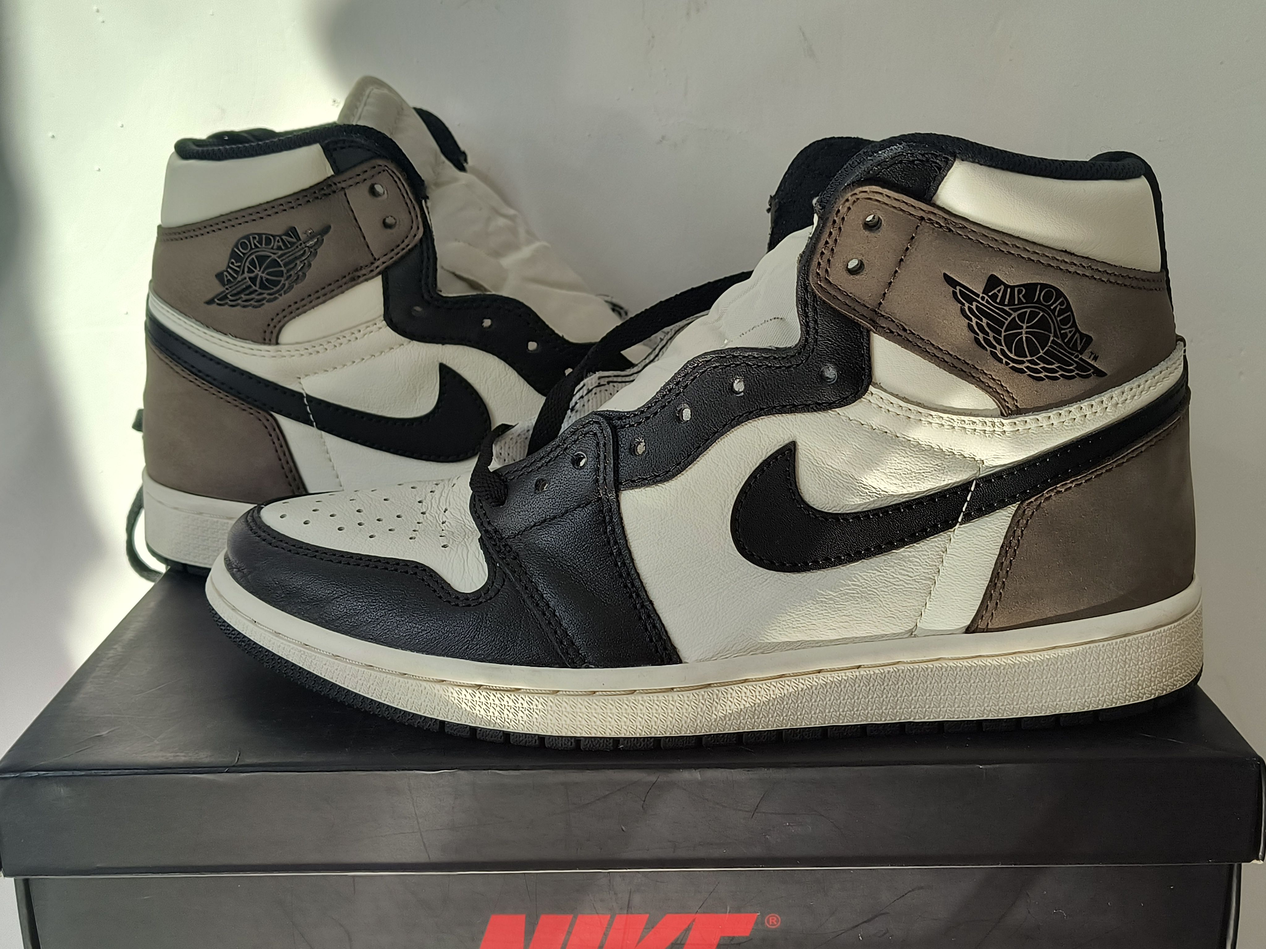 Nike Air Jordan 1 High OG "Sail/Dark Mocha/Black"
