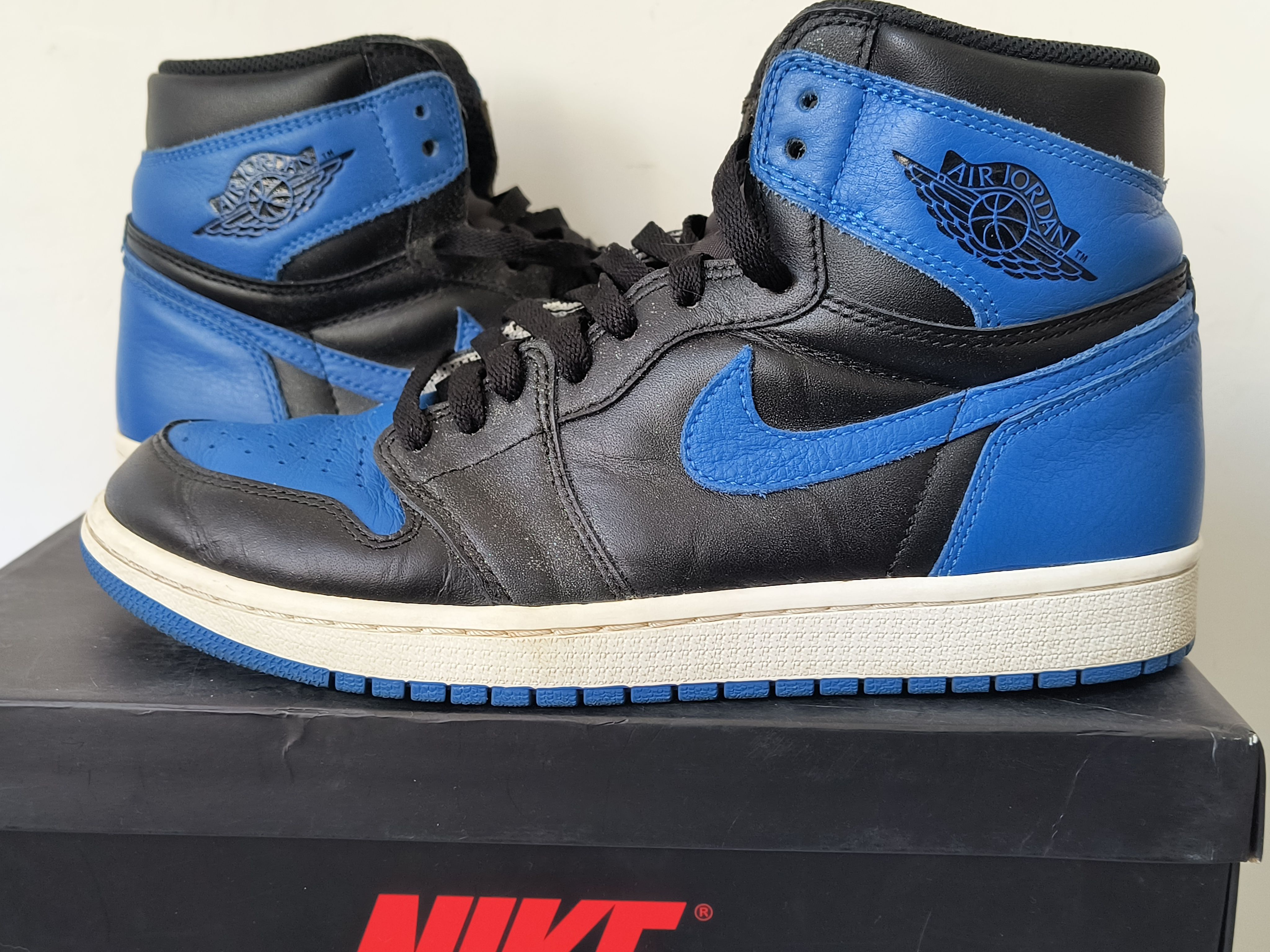 Nike Air Jordan 1 Retro High OG "Royal" (2017)