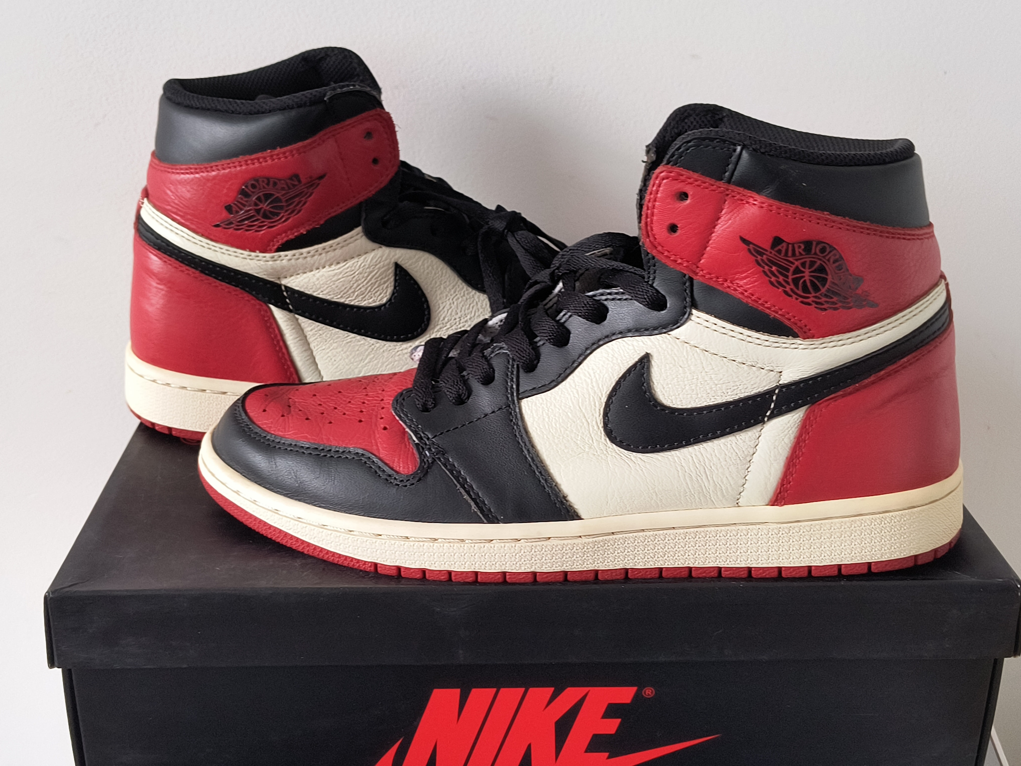 Nike Air Jordan 1 Retro High OG "Bred Toe"
