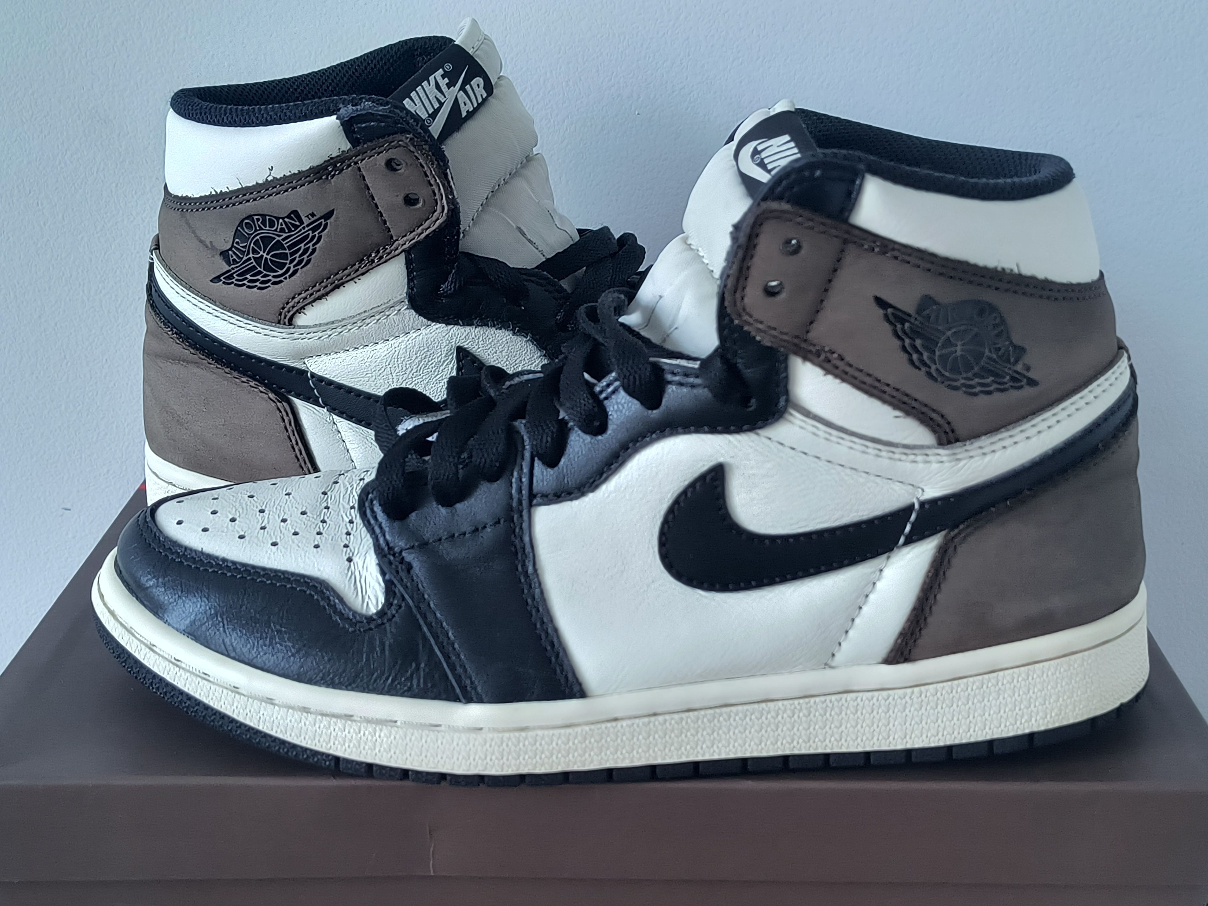 Nike Air Jordan 1 High OG "Sail/Dark Mocha/Black"