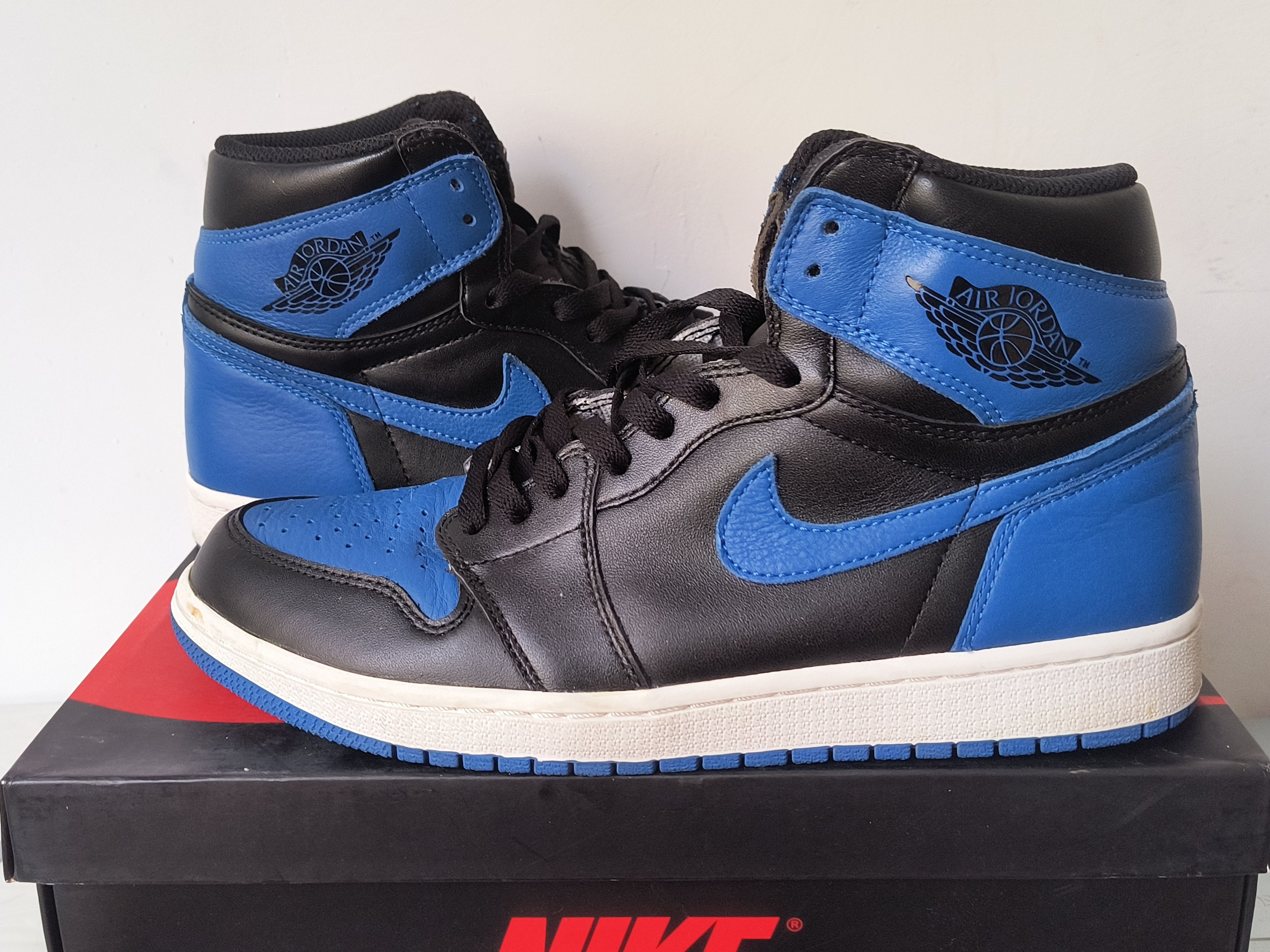 Nike Air Jordan 1 Retro High OG "Royal" (2017)