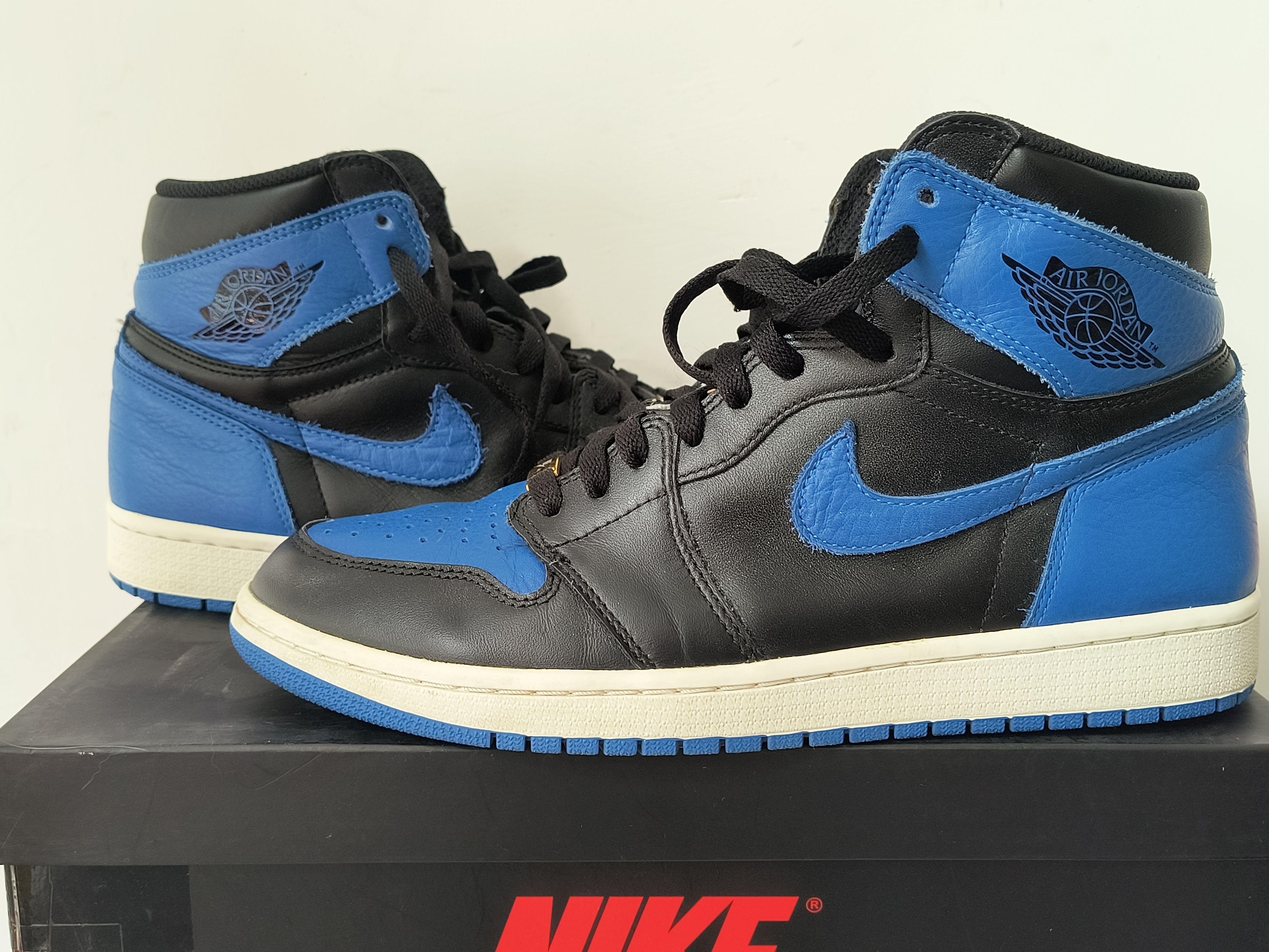 Nike Air Jordan 1 Retro High OG "Royal" (2017)