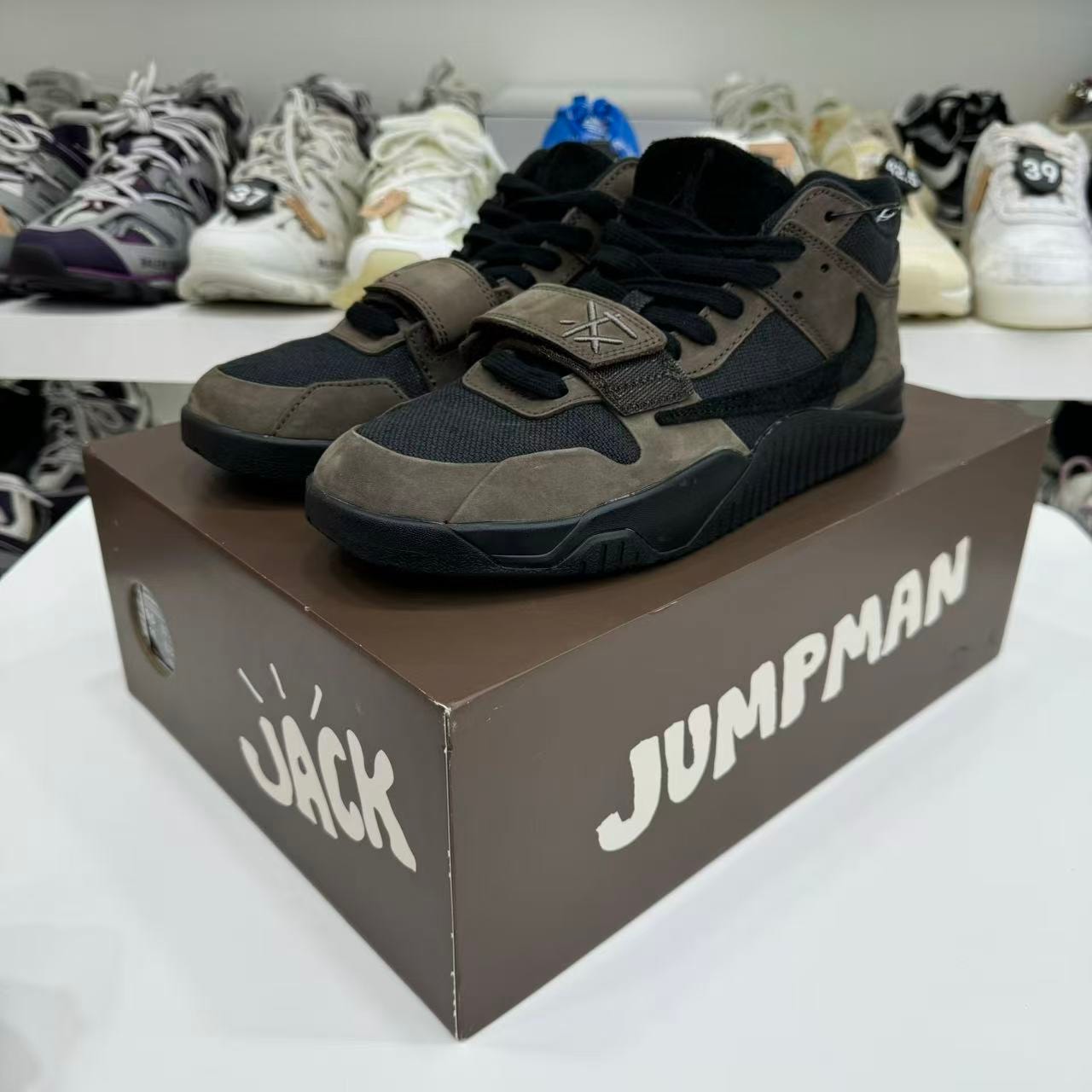 トラヴィススコット × ナイキ ジョーダン ジャンプマンジャック 21cm Jumpman Jack(ジャンプマンジャック) 人気の新作/中古通販