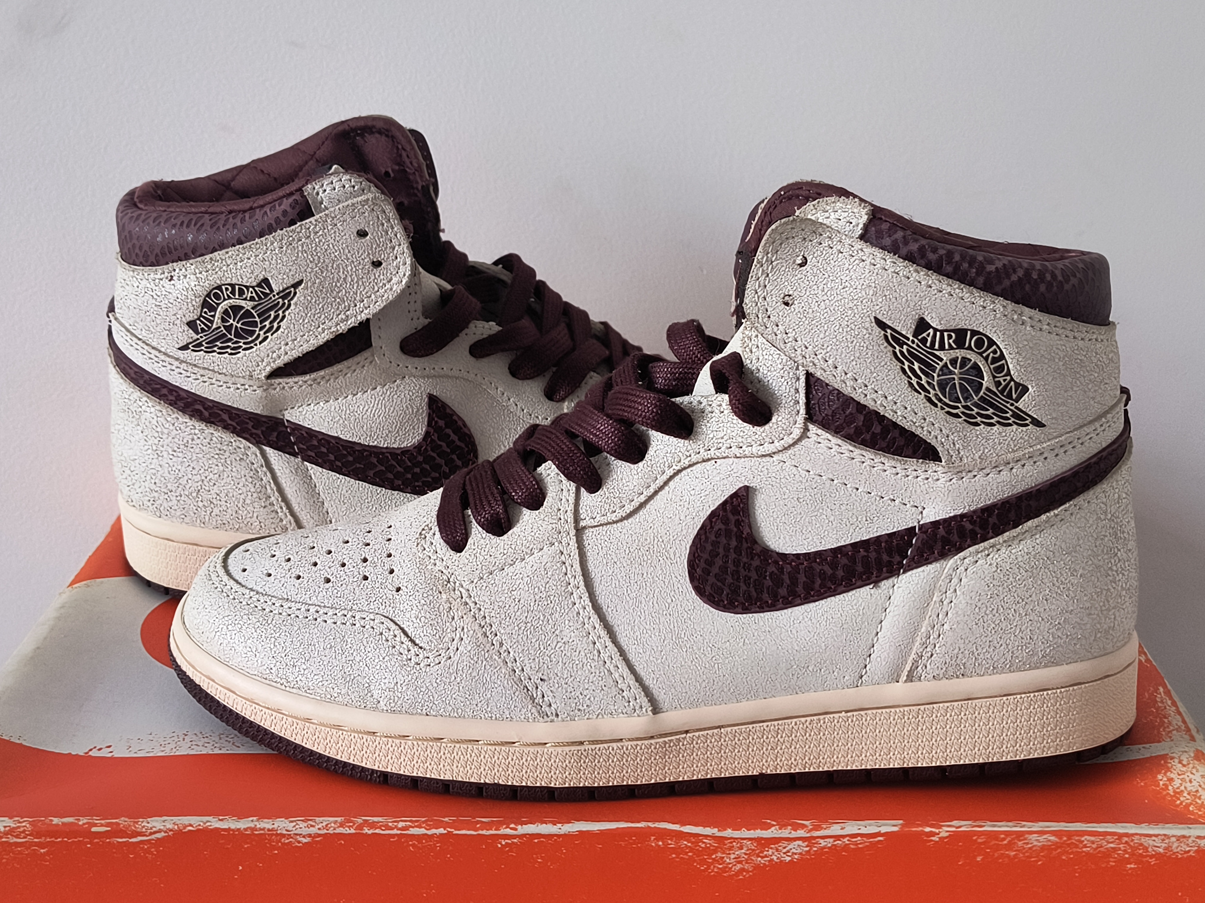 A Ma Maniere × Nike Air Jordan 1 Retro High OG "Sail and Burgundy"