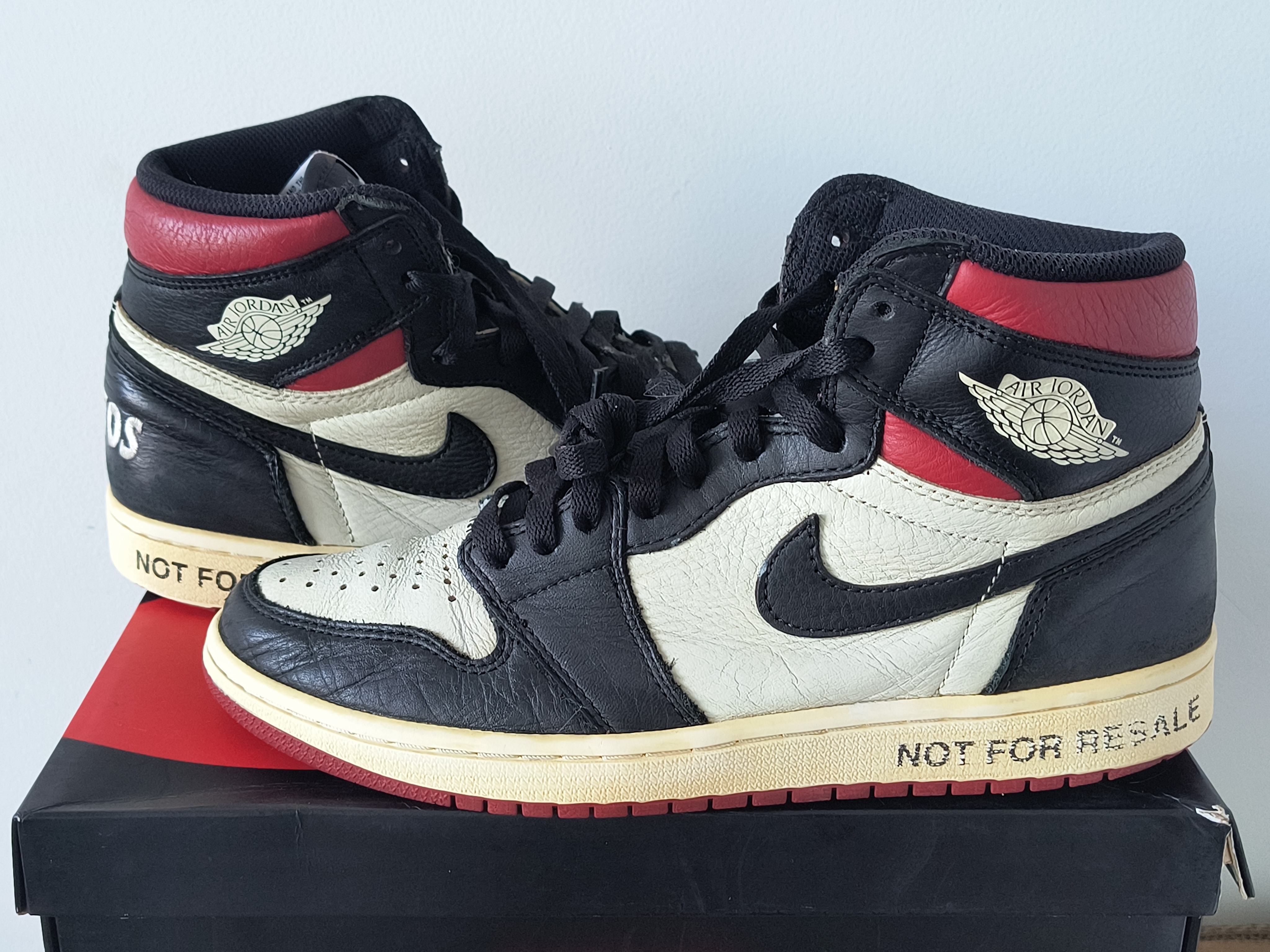 Nike Air Jordan 1 Retro High OG "Not For Resale"