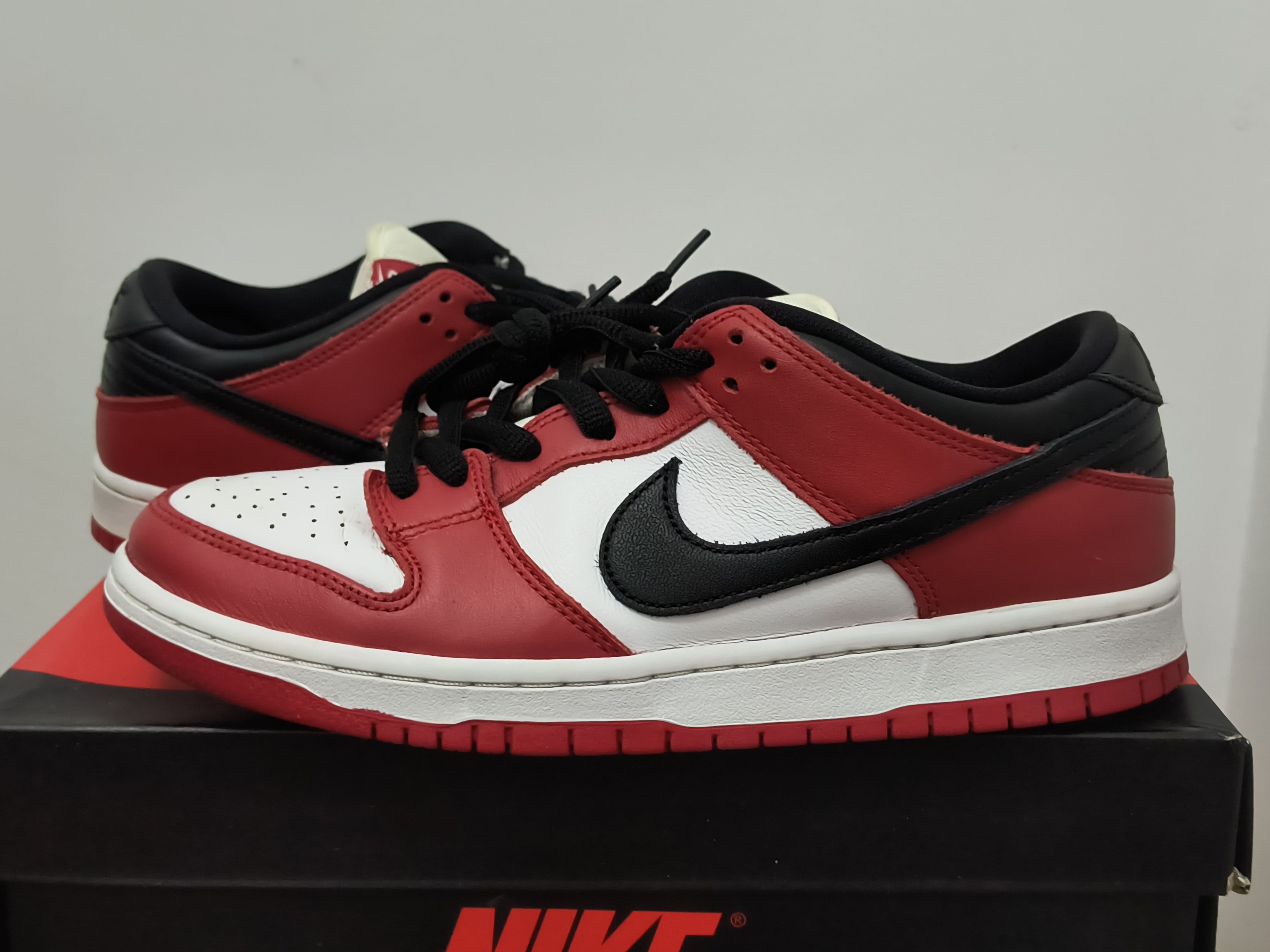 Nike SB Dunk Low Pro "J-Pack Chicago/Varsity Red and White"