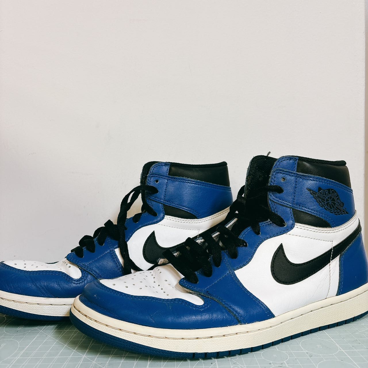 Nike Air Jordan 1 Retro High OG "Game Royal"