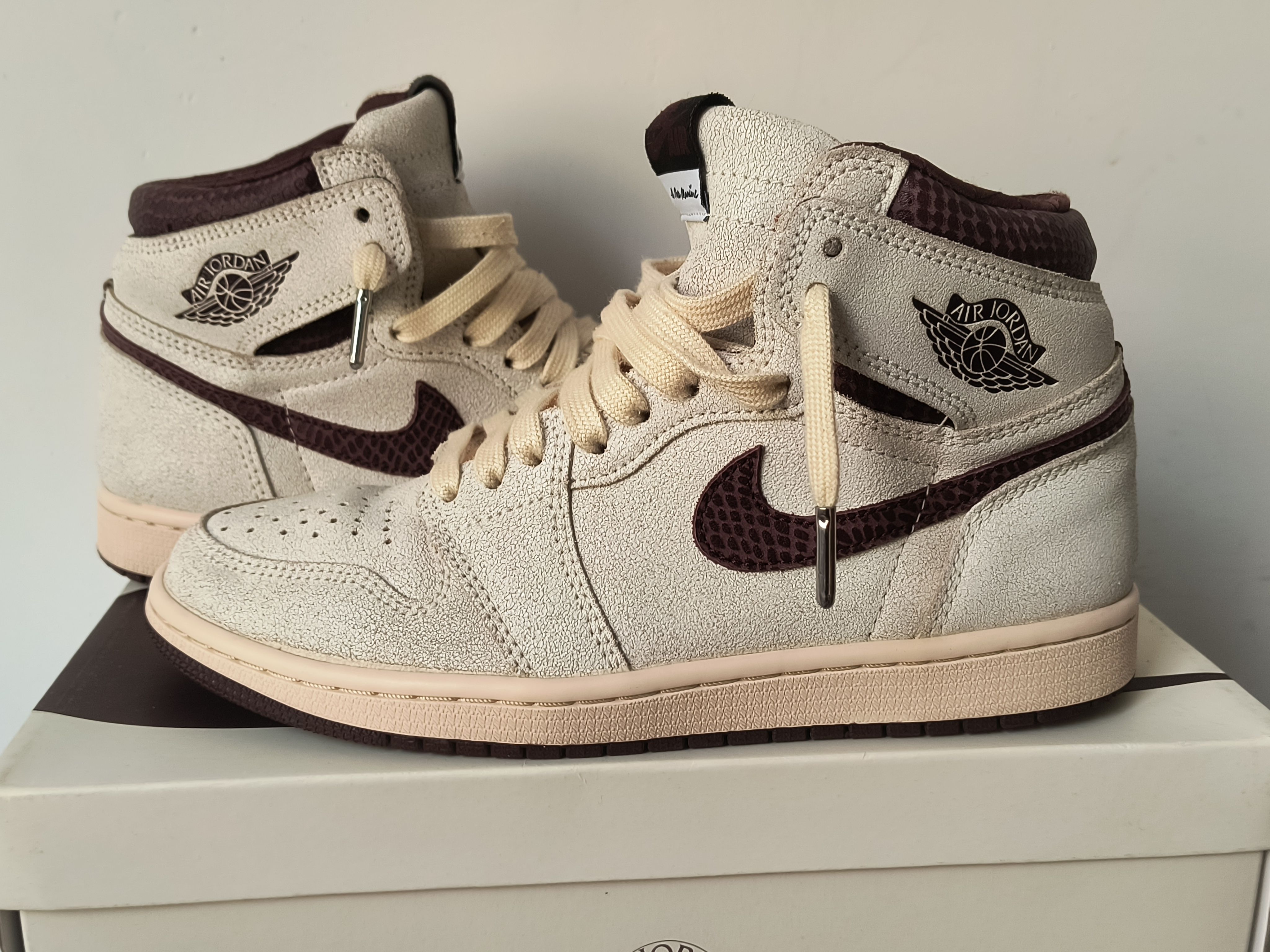 A Ma Maniere × Nike Air Jordan 1 Retro High OG "Sail and Burgundy"