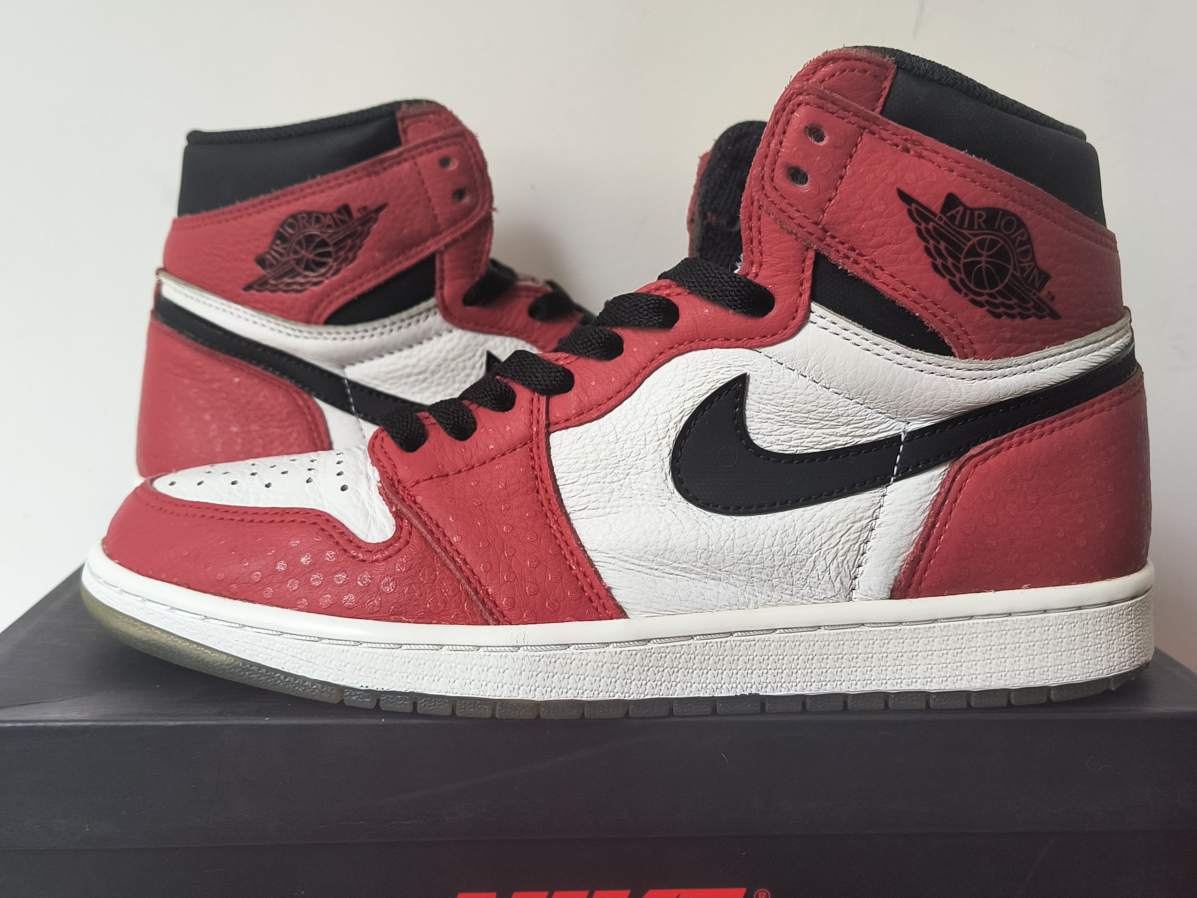 Spiderman × Nike Air Jordan 1 Origin Story "Gym Red/White/Photo Blue/Black"