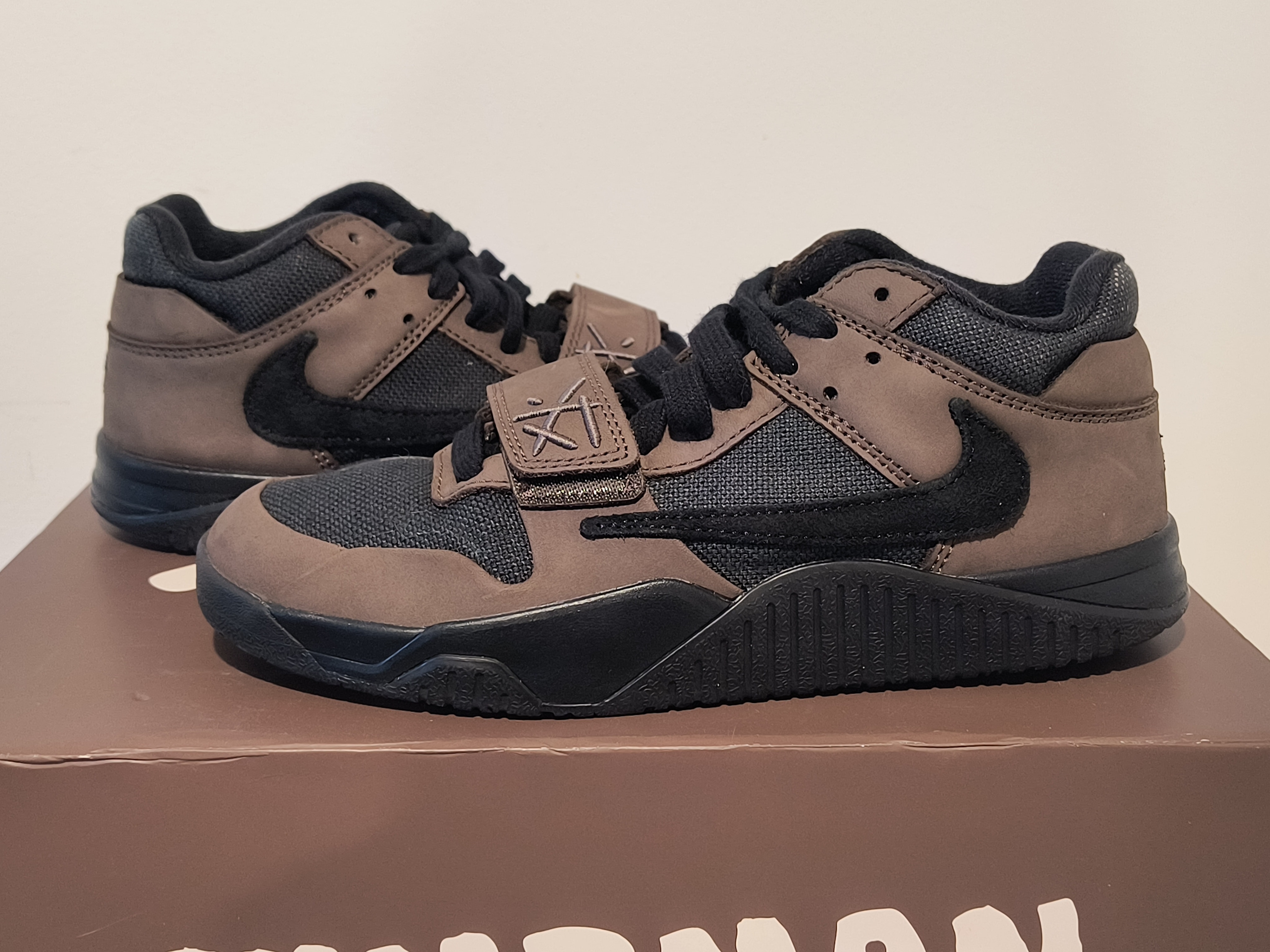 Travis Scott × Nike Jordan Jumpman Jack TR CJ1 T-Rexx "Black and Dark Mocha"