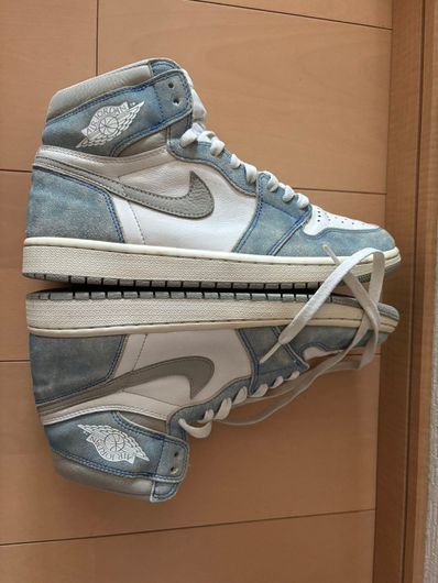 Nike Air Jordan 1 High OG "Hyper Royal"