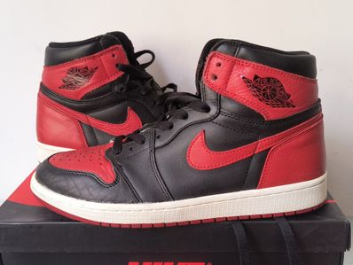 Nike Air Jordan 1 Retro High OG "Bred/Banned" (2016)