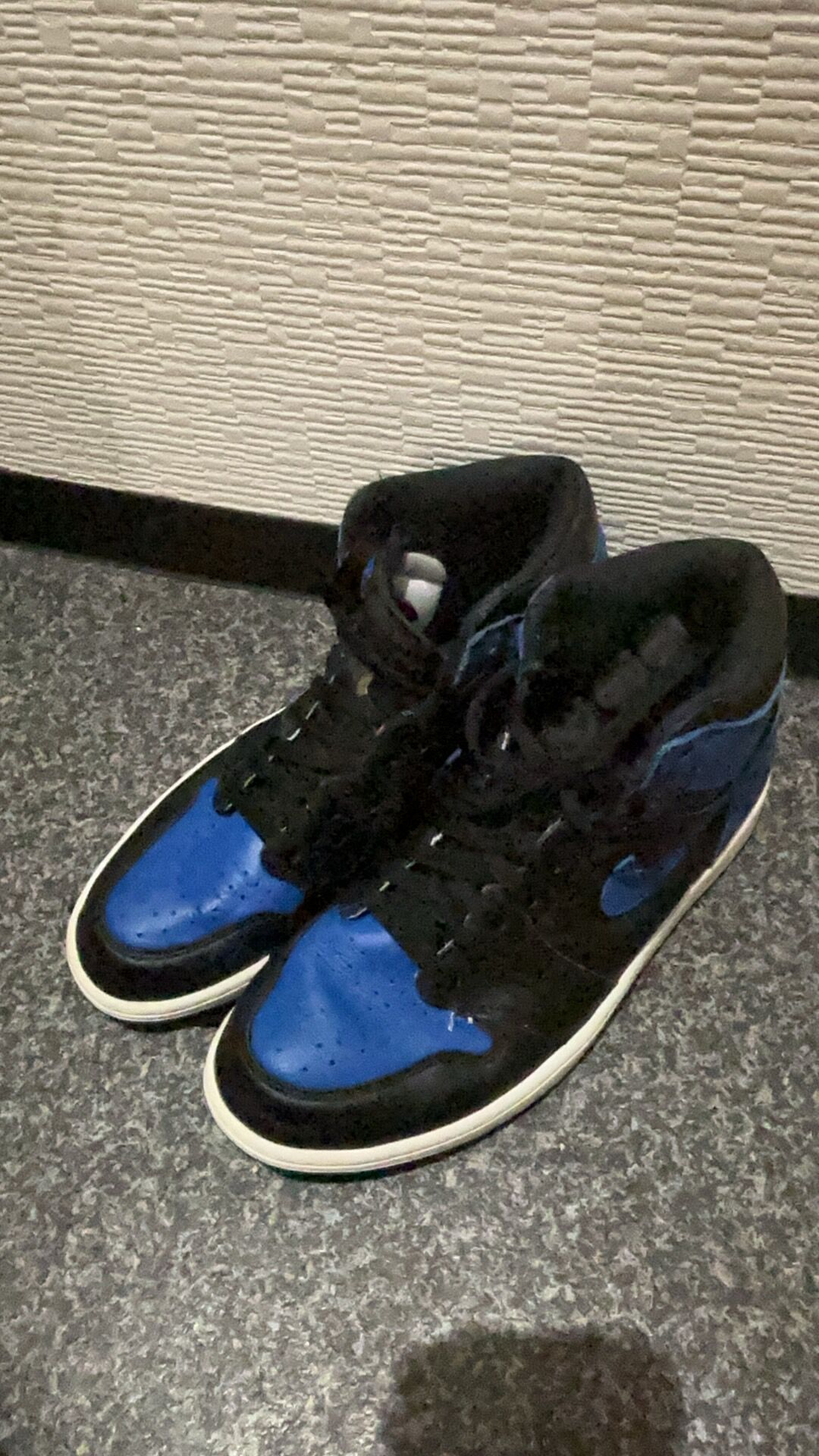 Nike Air Jordan 1 Retro High OG "Royal" (2017)