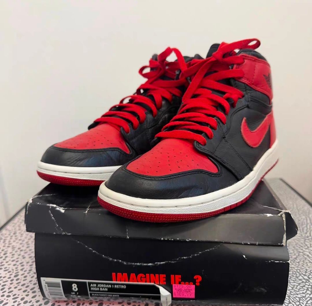 Nike Air Jordan 1 Retro High "Banned" (2011)