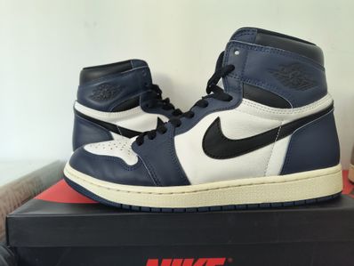 Nike Air Jordan 1 Retro High OG "Midnight Navy"