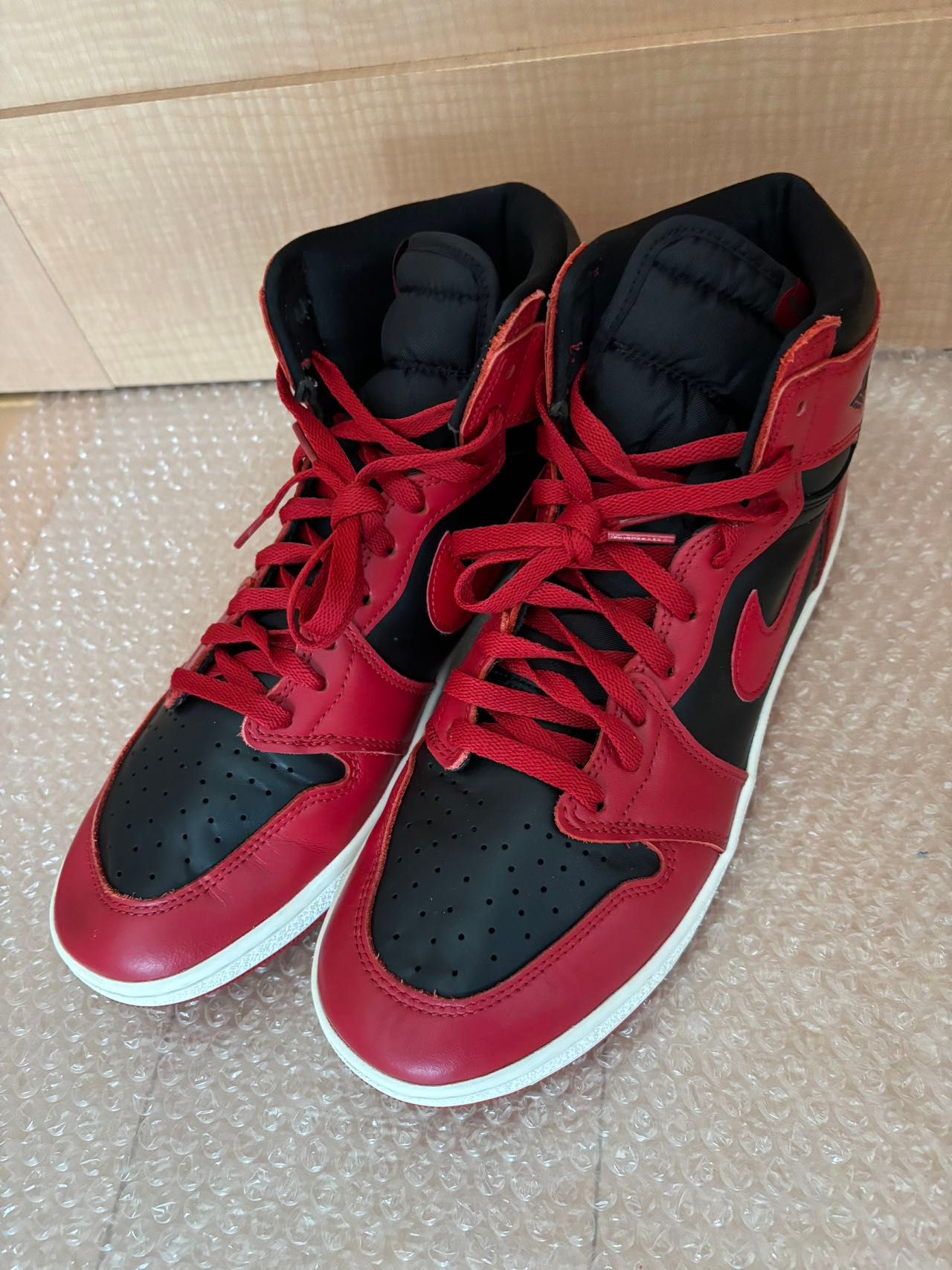 Nike Air Jordan 1 High ’85 "Varsity Red"