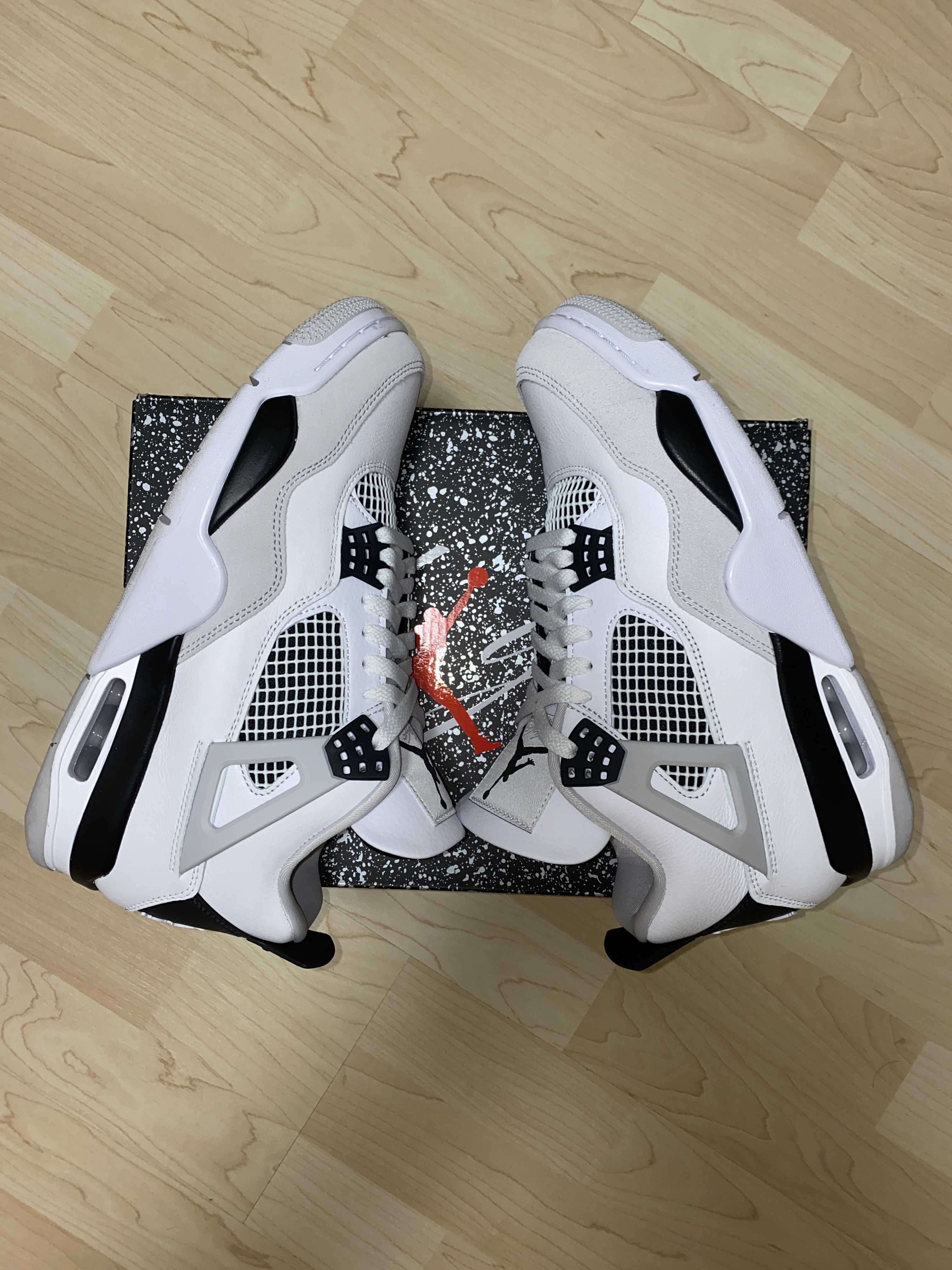 Nike Air Jordan 4 "Military Black"