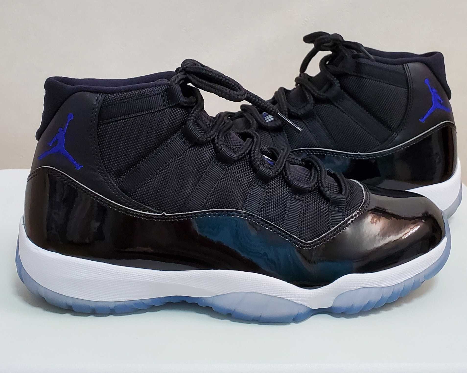 Nike Air Jordan 11 Retro "Space Jam" (2016)