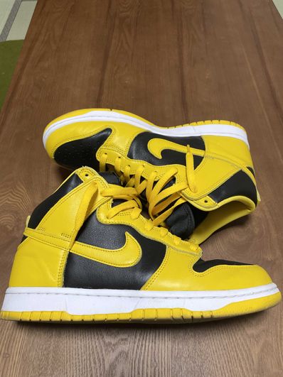 Nike Dunk High "Black/Varsity Maize"