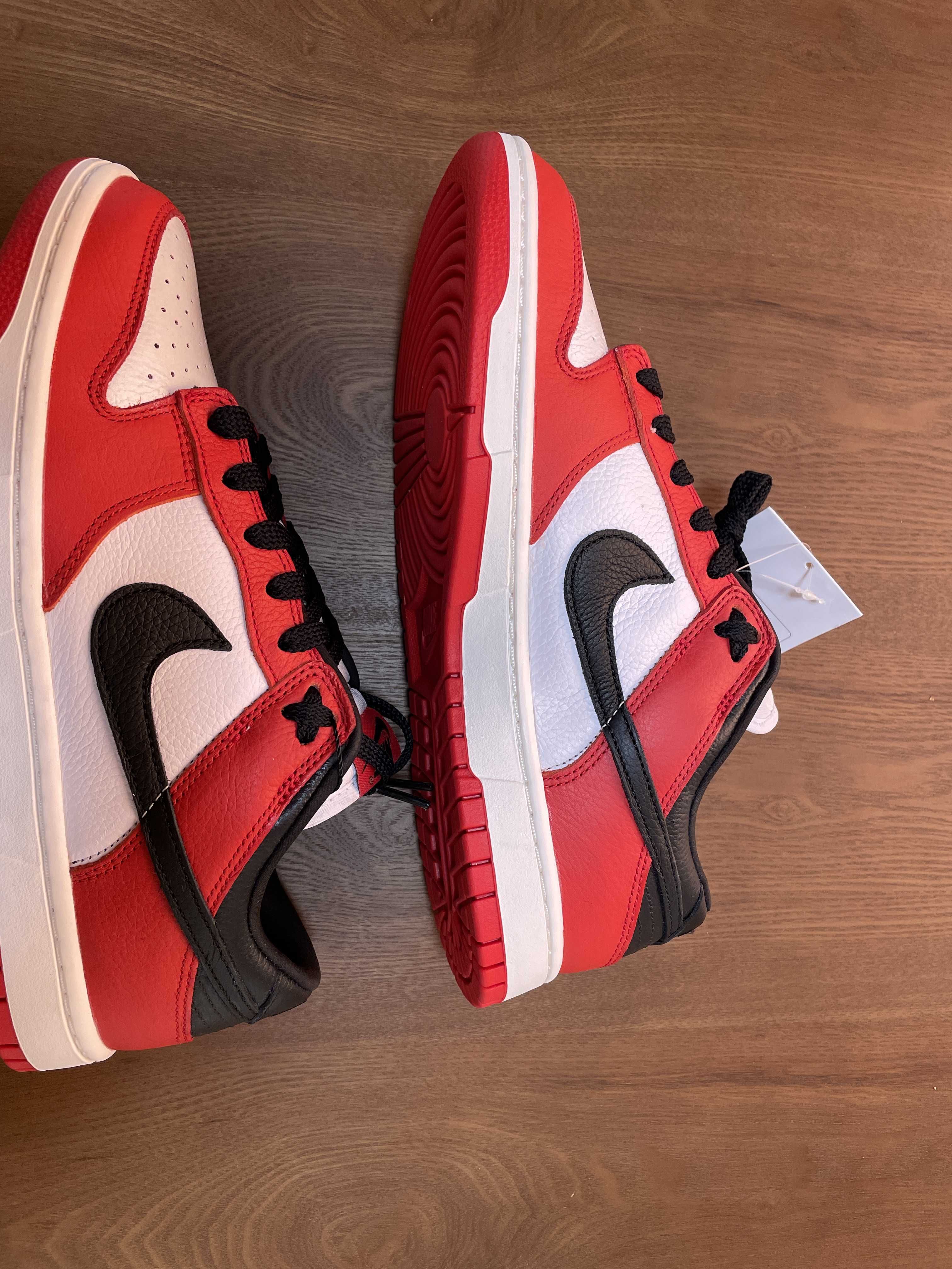 Nike SB Dunk Low Pro "J-Pack Chicago/Varsity Red and White"