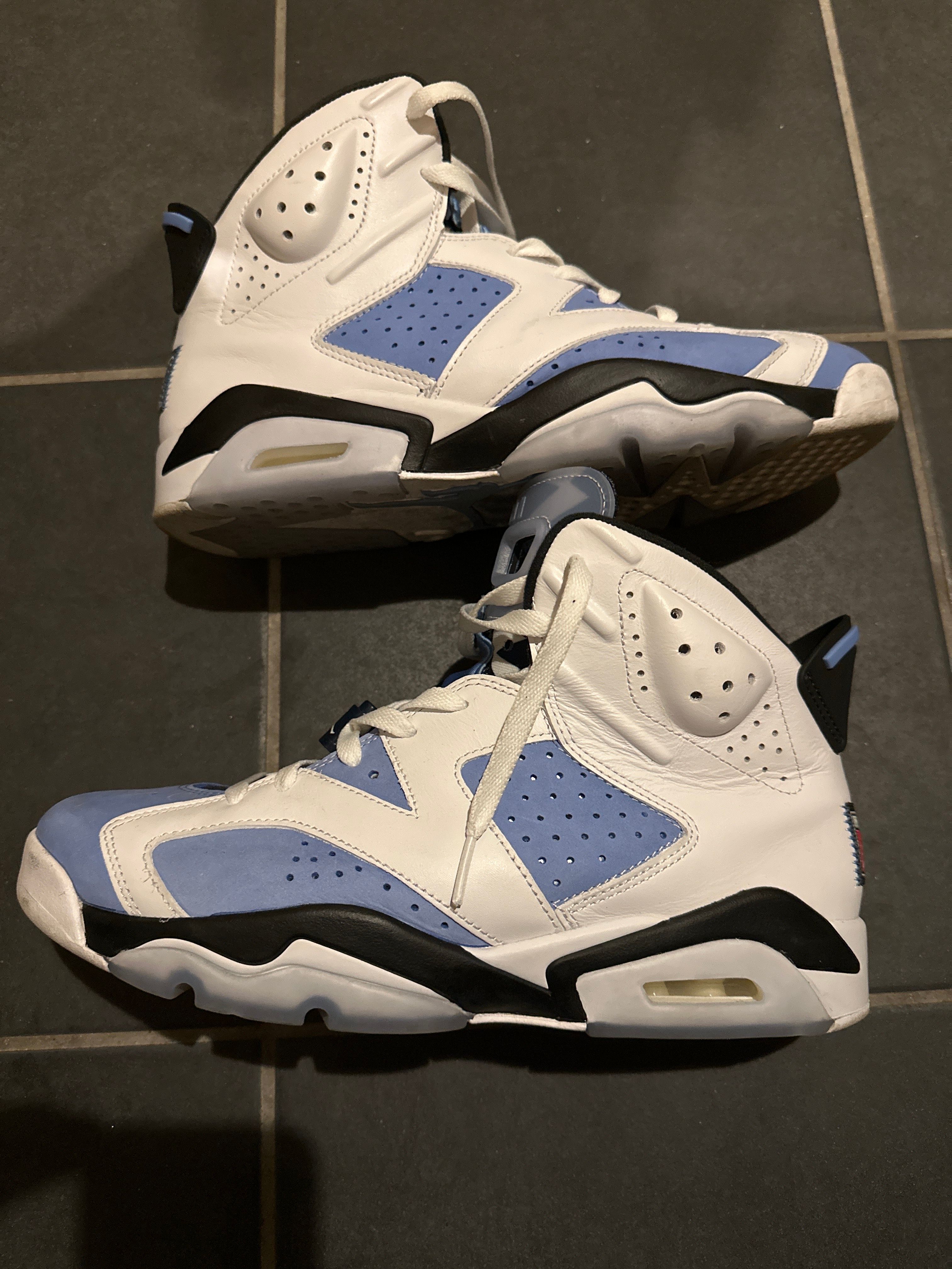 Nike Air Jordan 6 "UNC"
